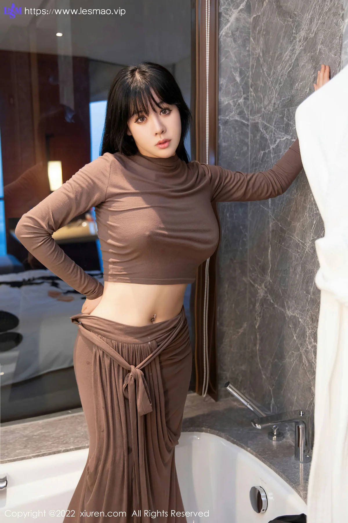 XiuRen 秀人 No.4418 丰腴御姐 徐媛媛 性感写真 - 23