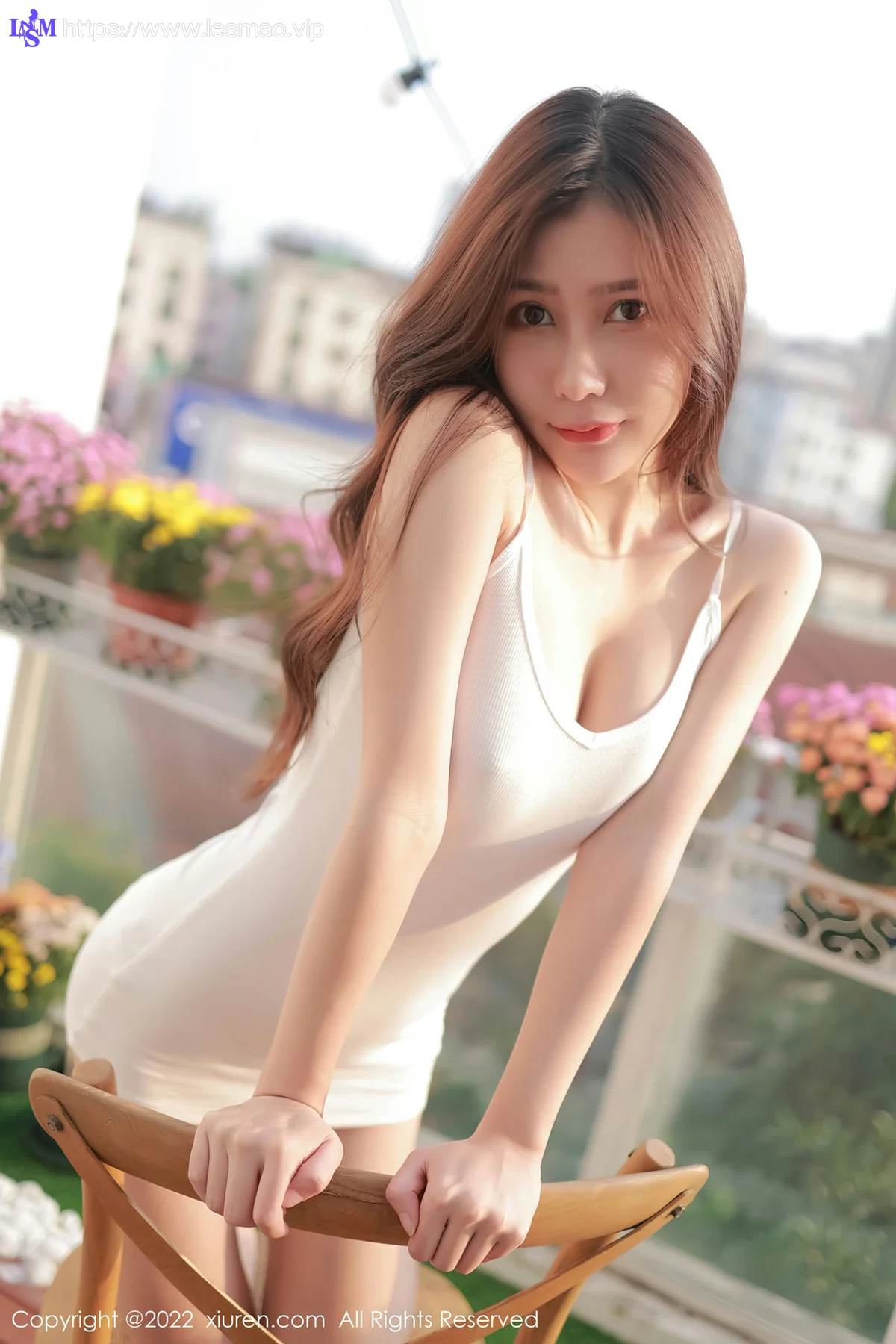 XiuRen 秀人 No.4419 户外轻透上衣 尹甜甜 性感写真2 - 16