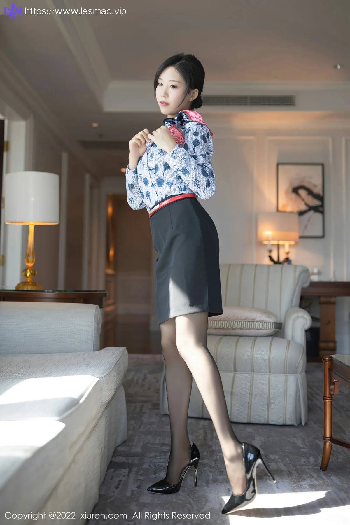 XiuRen 秀人 No.4430 新人空姐制服 抖娘利世 第一套写真111 - 18
