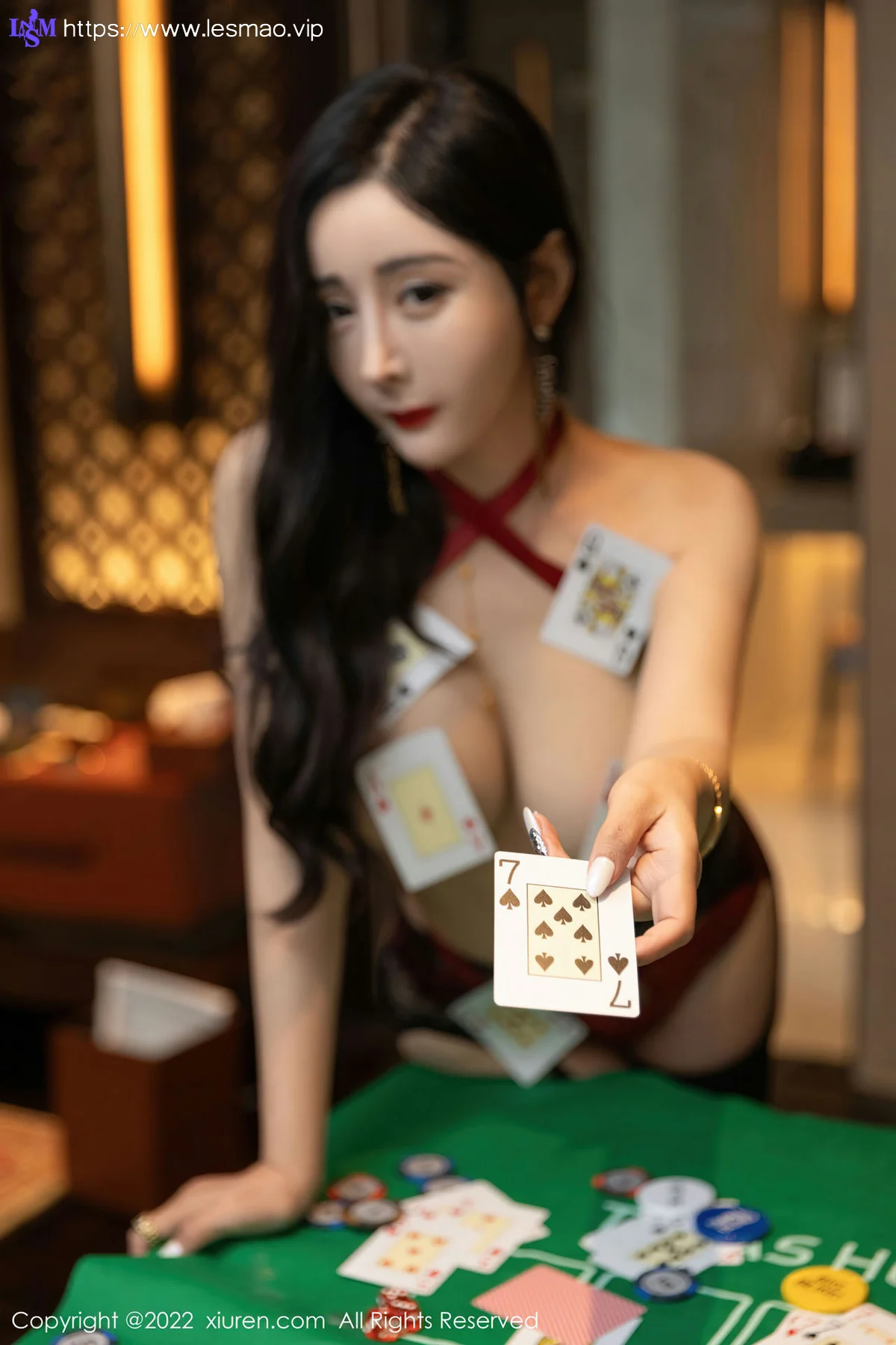 XiuRen 秀人 No.4434 美女荷官角色扮演 允爾 三亚旅拍22 - 56