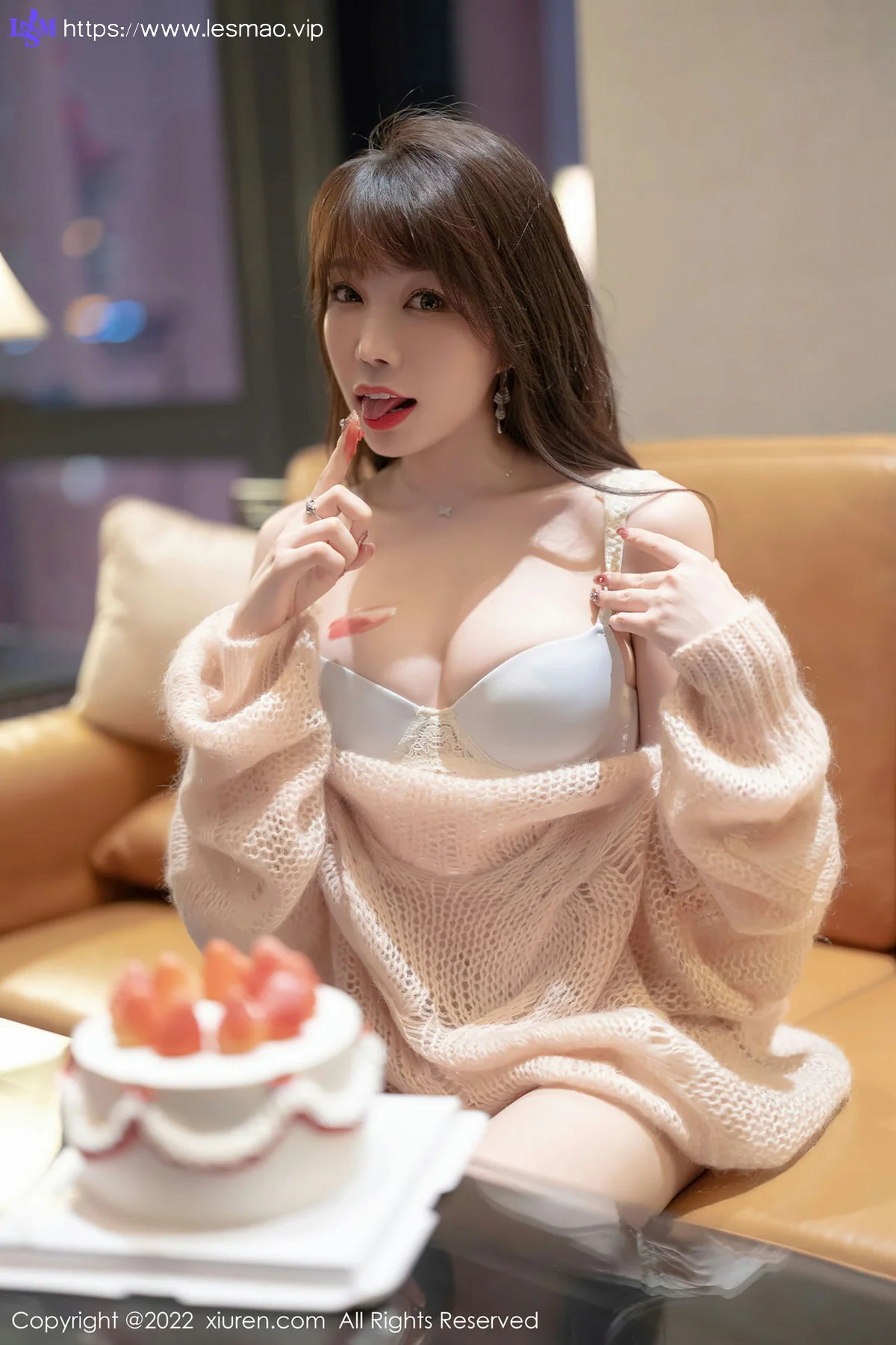XiuRen 秀人 No.4435 淡黄色毛衣 芝芝Booty 性感写真22 - 62