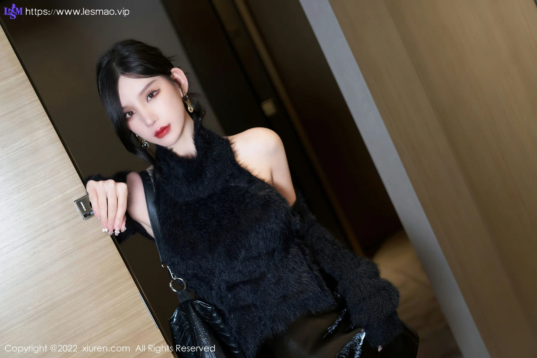 XiuRen 秀人 No.4437 黑色皮裙 周于希Sally 性感写真111 - 11
