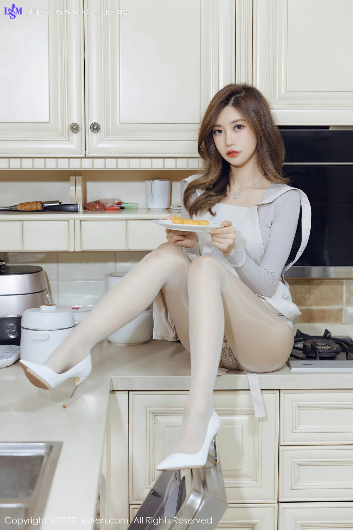 XiuRen 秀人 No.4438 厨娘上岗角色扮演 绮里嘉ula 性感写真111 - 20