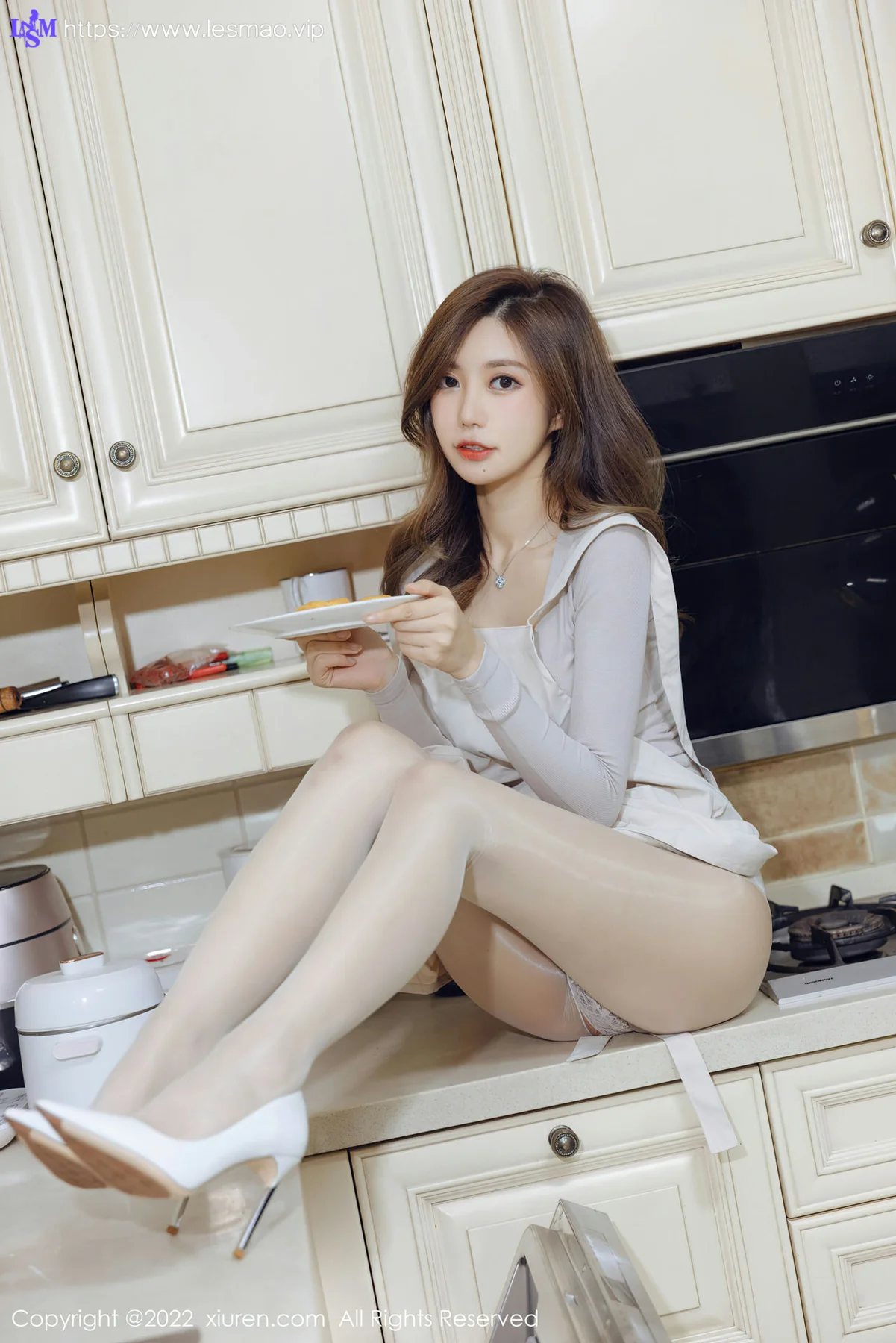 XiuRen 秀人 No.4438 厨娘上岗角色扮演 绮里嘉ula 性感写真111 - 21