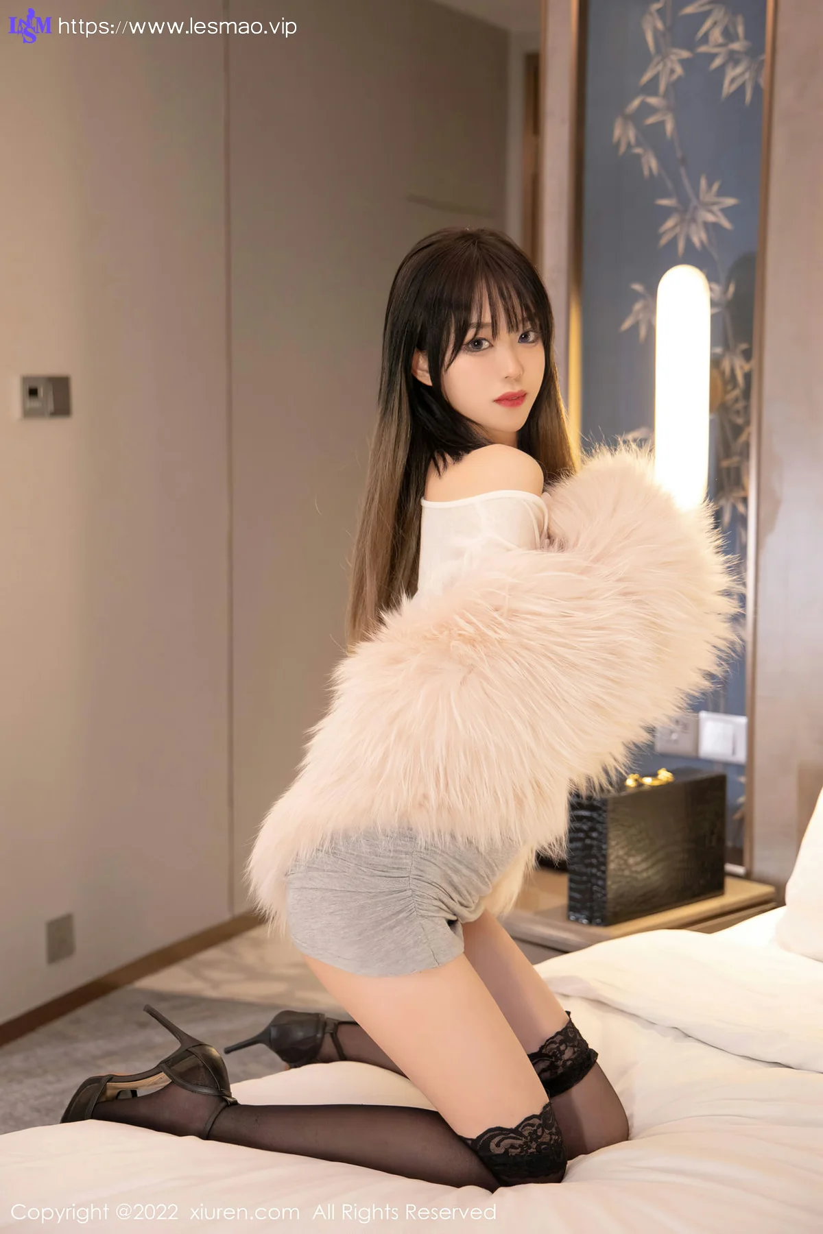XiuRen 秀人 No.4441 轻透上衣短裙 奶瓶 性感写真111 - 14