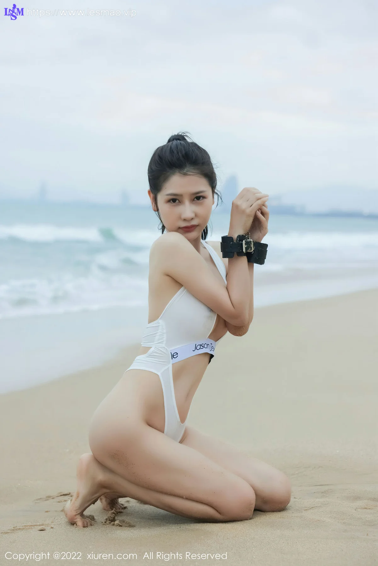 XiuRen 秀人 No.4448 户外沙滩透视连体衣 尹甜甜 三亚旅拍3 - 27
