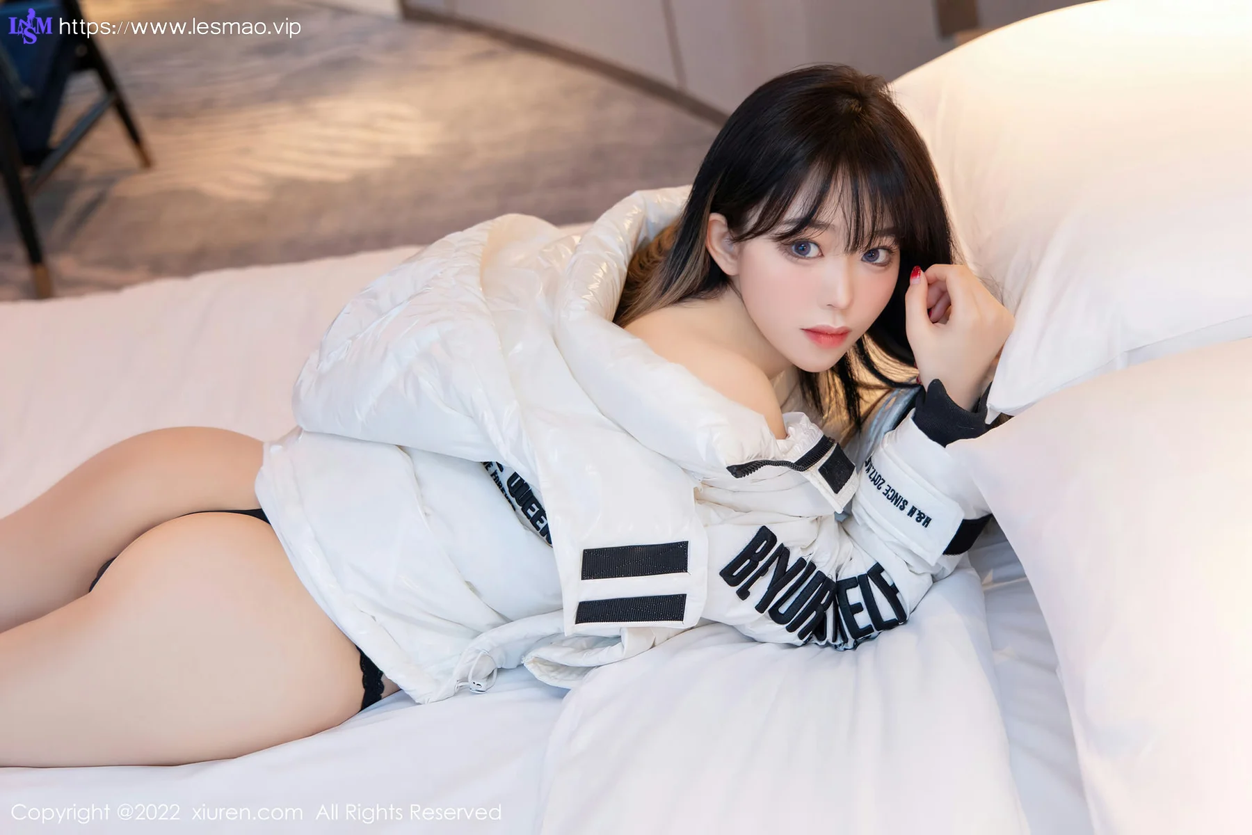 XiuRen 秀人 No.4470 极致美腿 奶瓶. 性感写真1 - 39