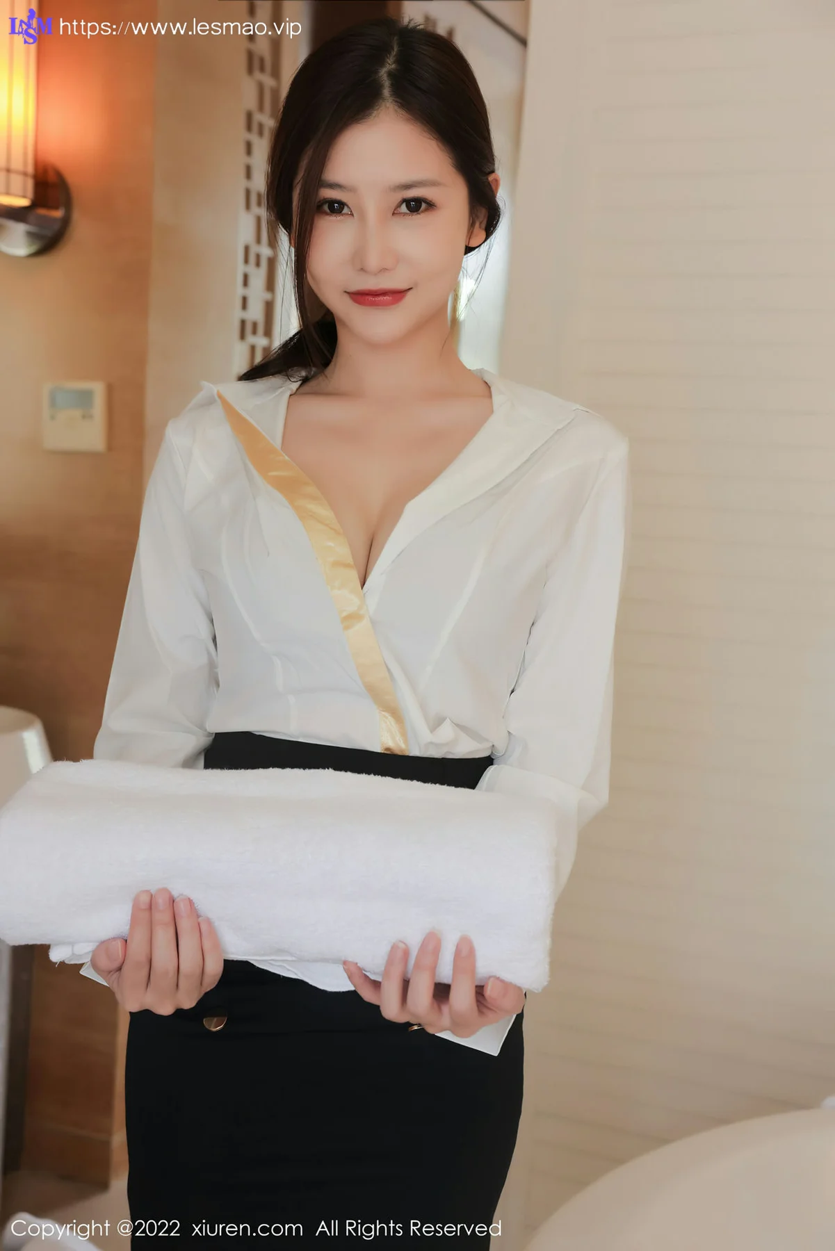 XiuRen 秀人 No.4472 私人女管家 尹甜甜 三亚旅拍1 - 30