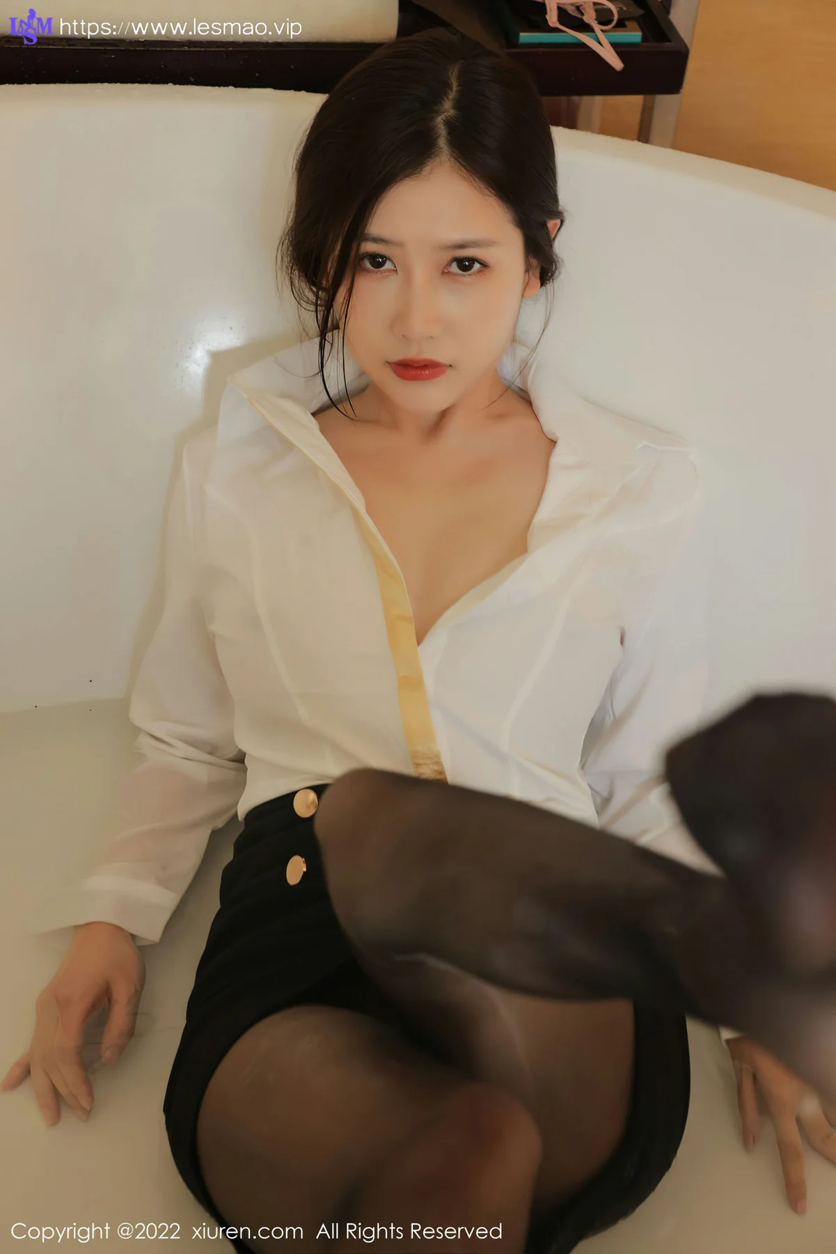 XiuRen 秀人 No.4472 私人女管家 尹甜甜 三亚旅拍1 - 52