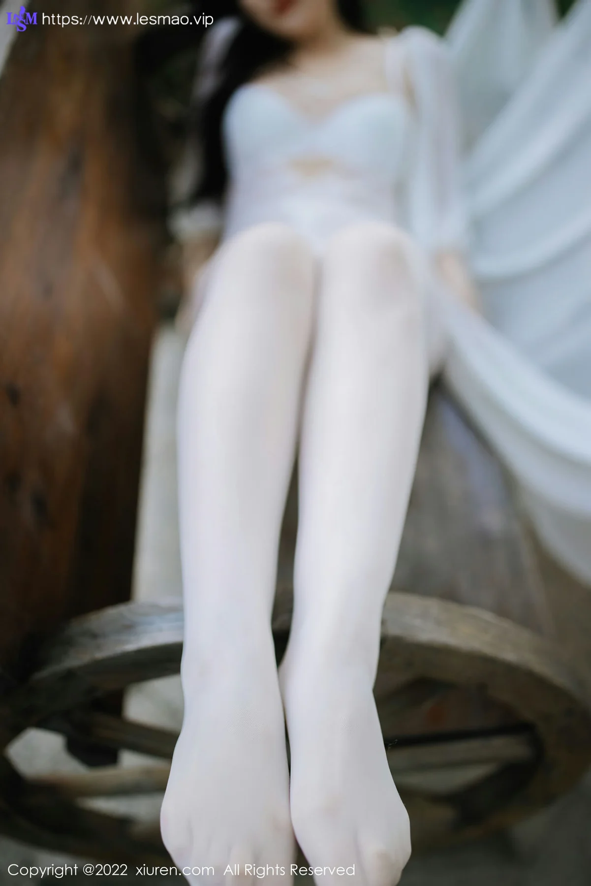 XiuRen 秀人 No.4476 户外白丝 诗诗kiki 性感写真33 - 24