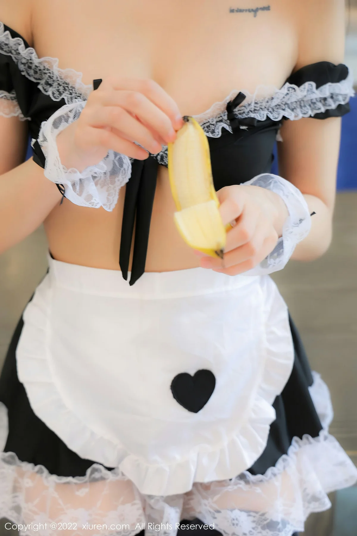 XiuRen 秀人 No.4477 女仆角色扮演 葛征净高184cm 三亚旅拍 - 33