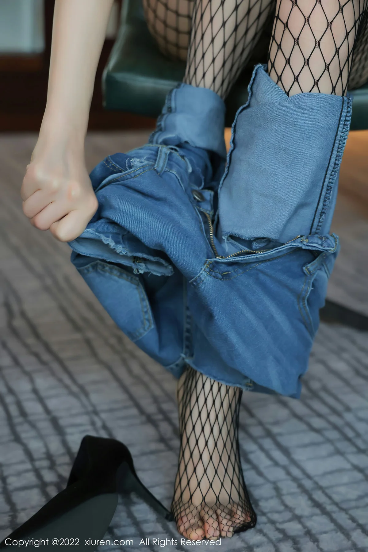 XiuRen 秀人 No.4481 网格丝袜  月音瞳 性感写真 - 78