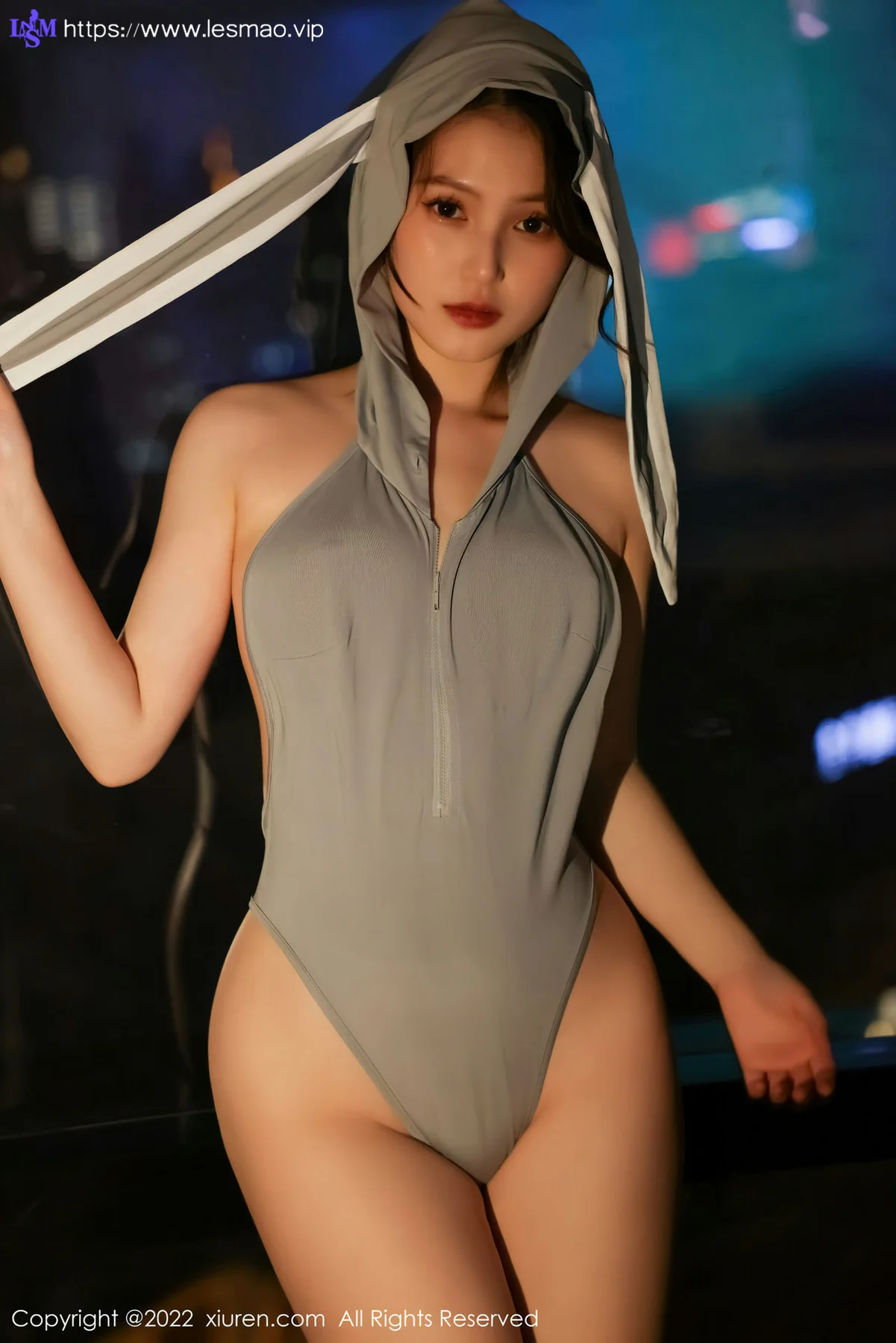 XiuRen 秀人 No.4490 居家女友系列 你的兔妹妹 性感写真 - 23