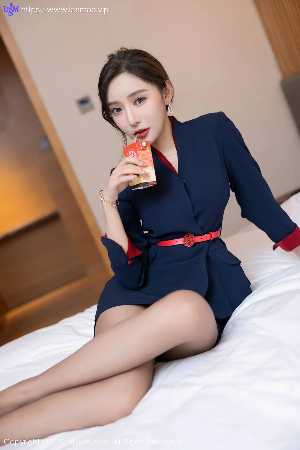 XiuRen 秀人 No.4500 OL制服 王馨瑶yanni 性感写真11 - 31