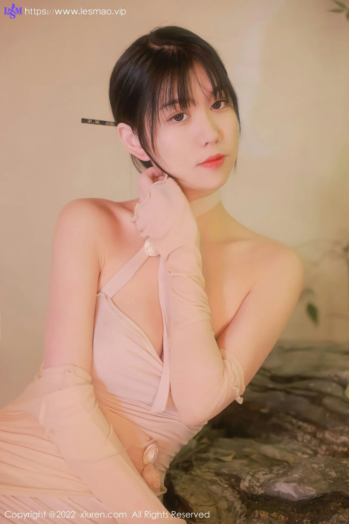 XiuRen 秀人 No.4503 温泉户外主题 李雅柔182CM 性感写真3 - 15