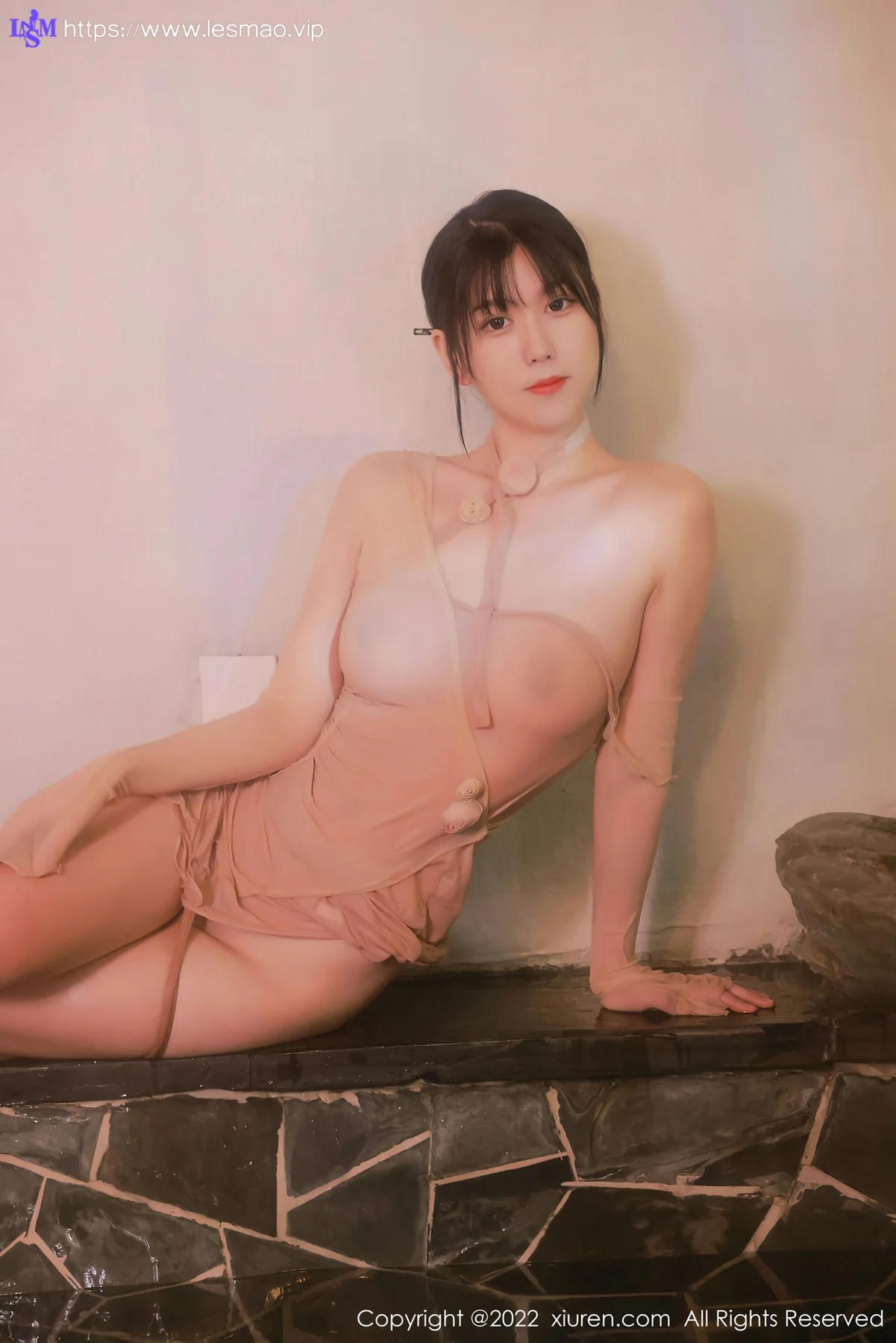 XiuRen 秀人 No.4503 温泉户外主题 李雅柔182CM 性感写真3 - 32