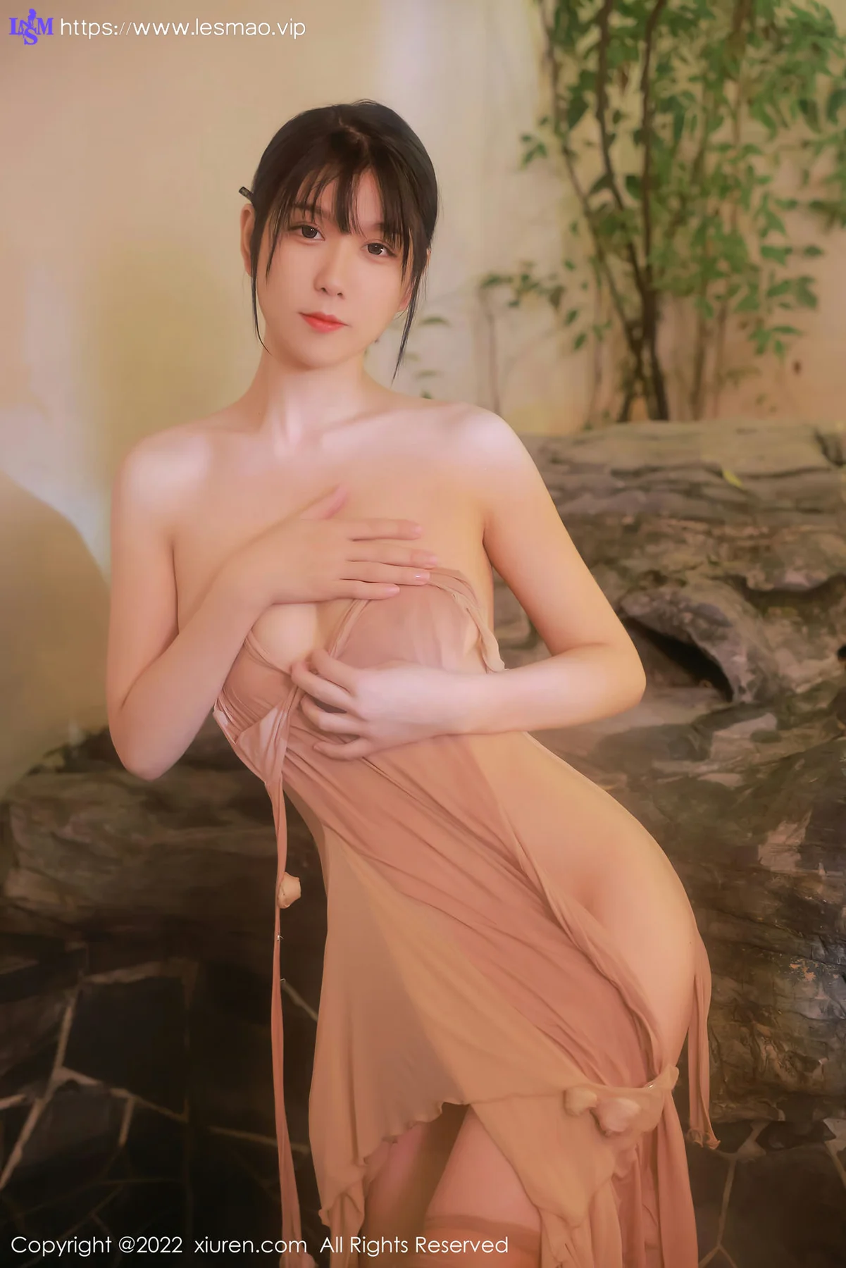 XiuRen 秀人 No.4503 温泉户外主题 李雅柔182CM 性感写真3 - 46