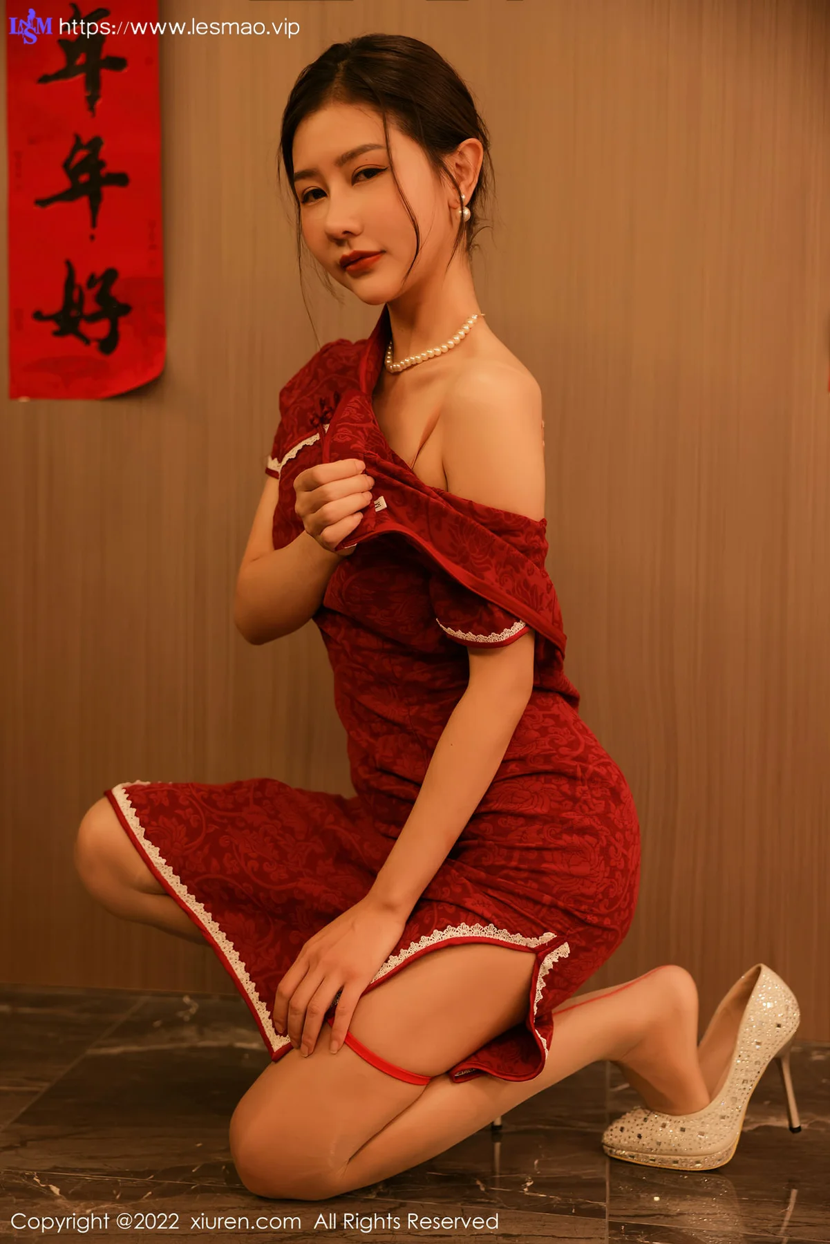 XiuRen 秀人 No.4508 韵味旗袍 尹甜甜 性感写真1 - 17