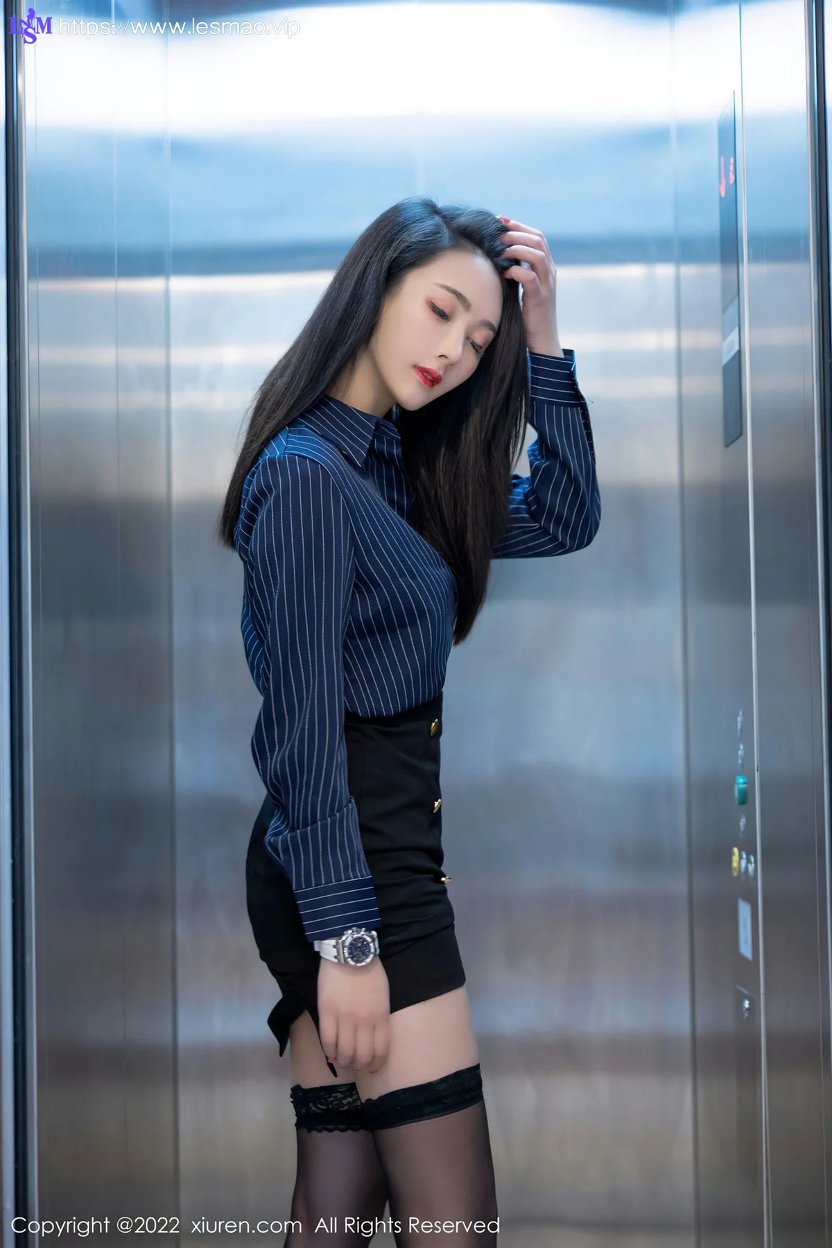 XiuRen 秀人 No.4513 电梯间艳遇 summer宝宝 性感写真 - 14