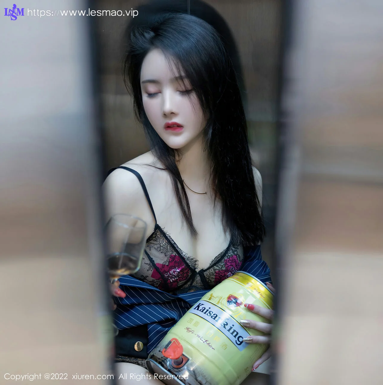 XiuRen 秀人 No.4513 电梯间艳遇 summer宝宝 性感写真 - 46