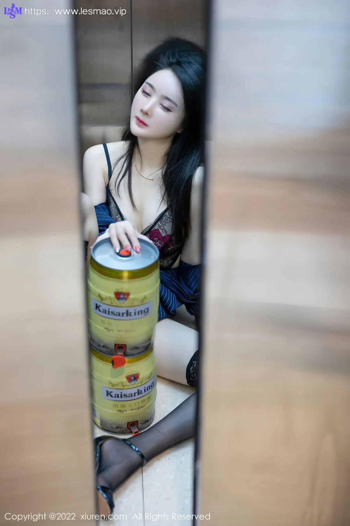 XiuRen 秀人 No.4513 电梯间艳遇 summer宝宝 性感写真 - 57