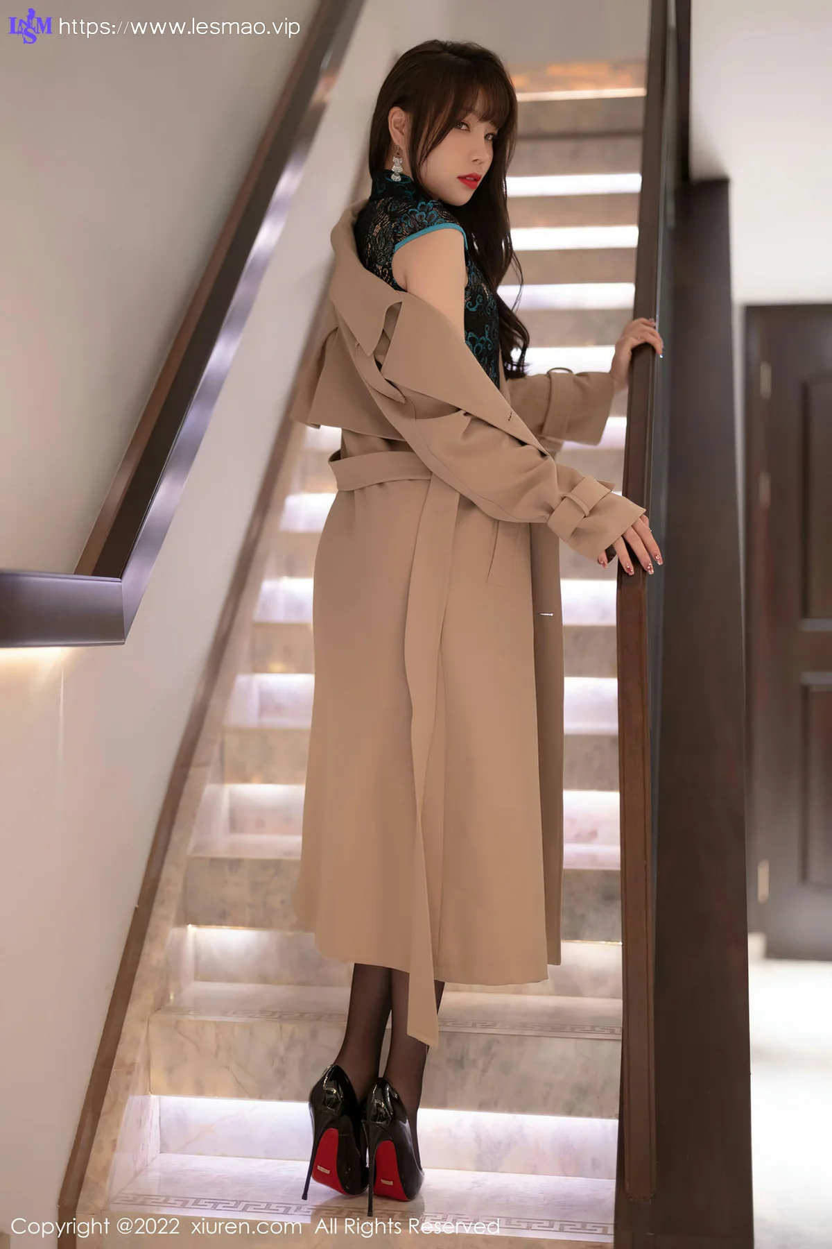 XiuRen 秀人 No.4543 诱人黑丝 芝芝Booty 性感写真1 - 20