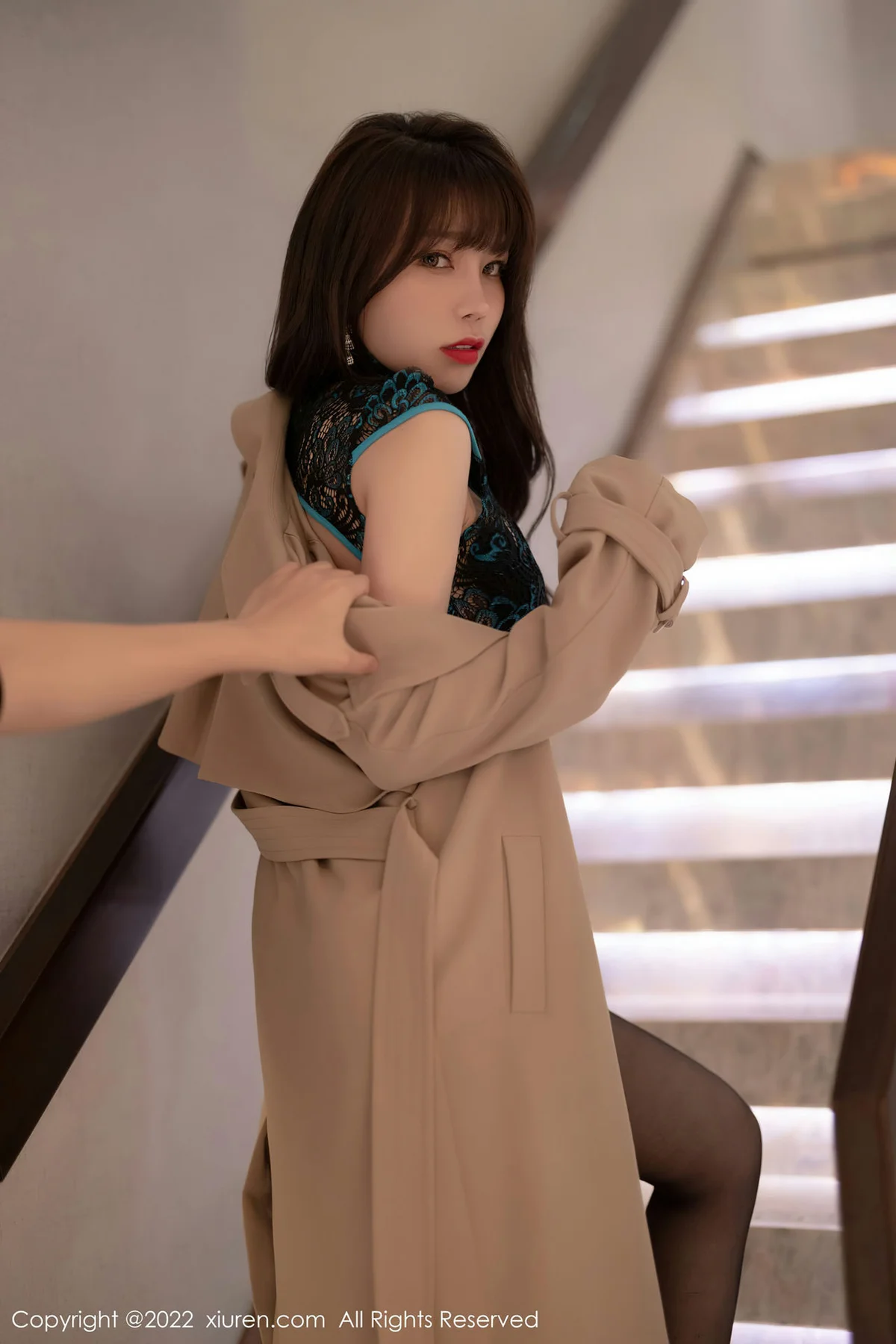 XiuRen 秀人 No.4543 诱人黑丝 芝芝Booty 性感写真1 - 23