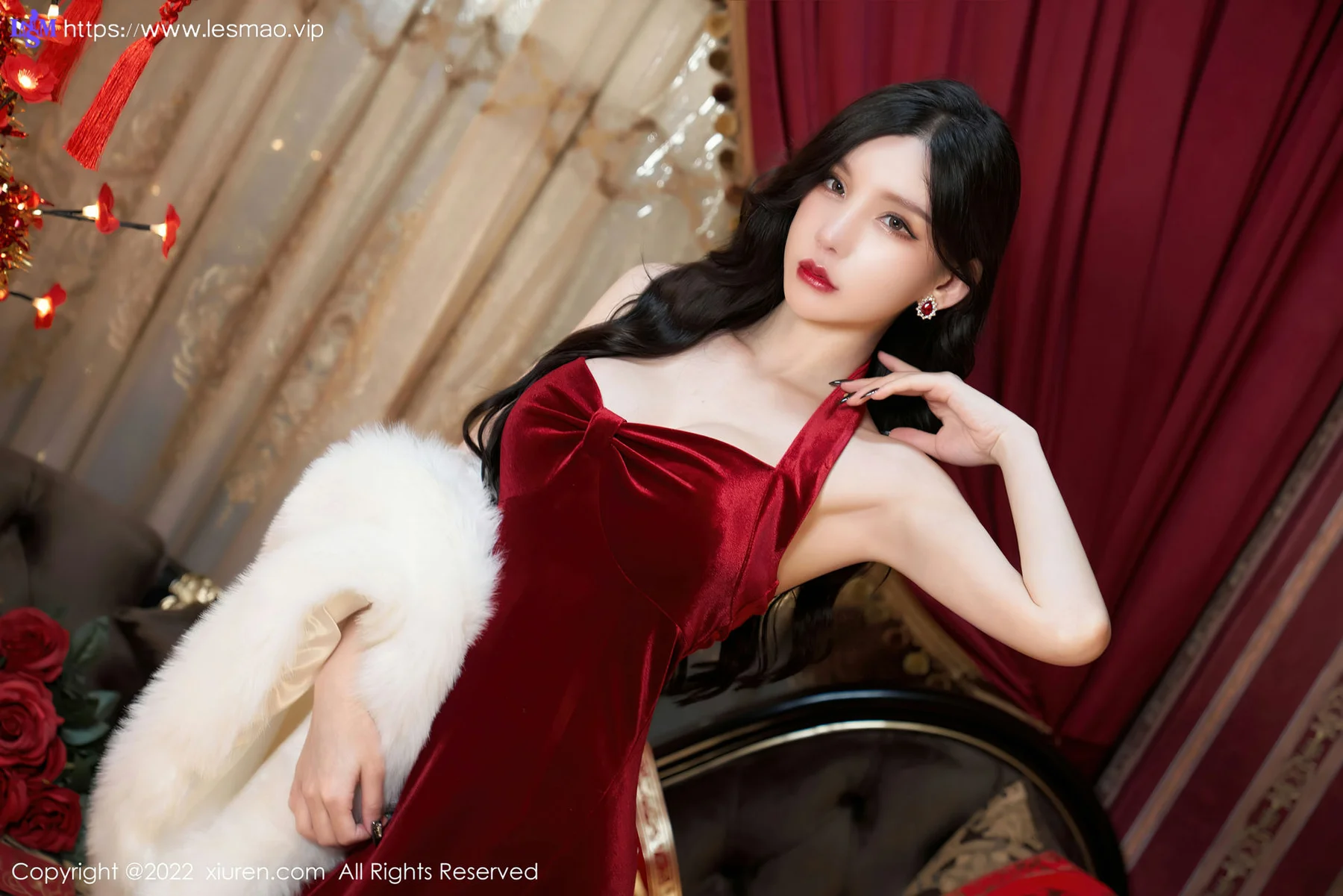 XiuRen 秀人 No.4545 新年主题 周于希Sally 三亚旅拍111 - 24