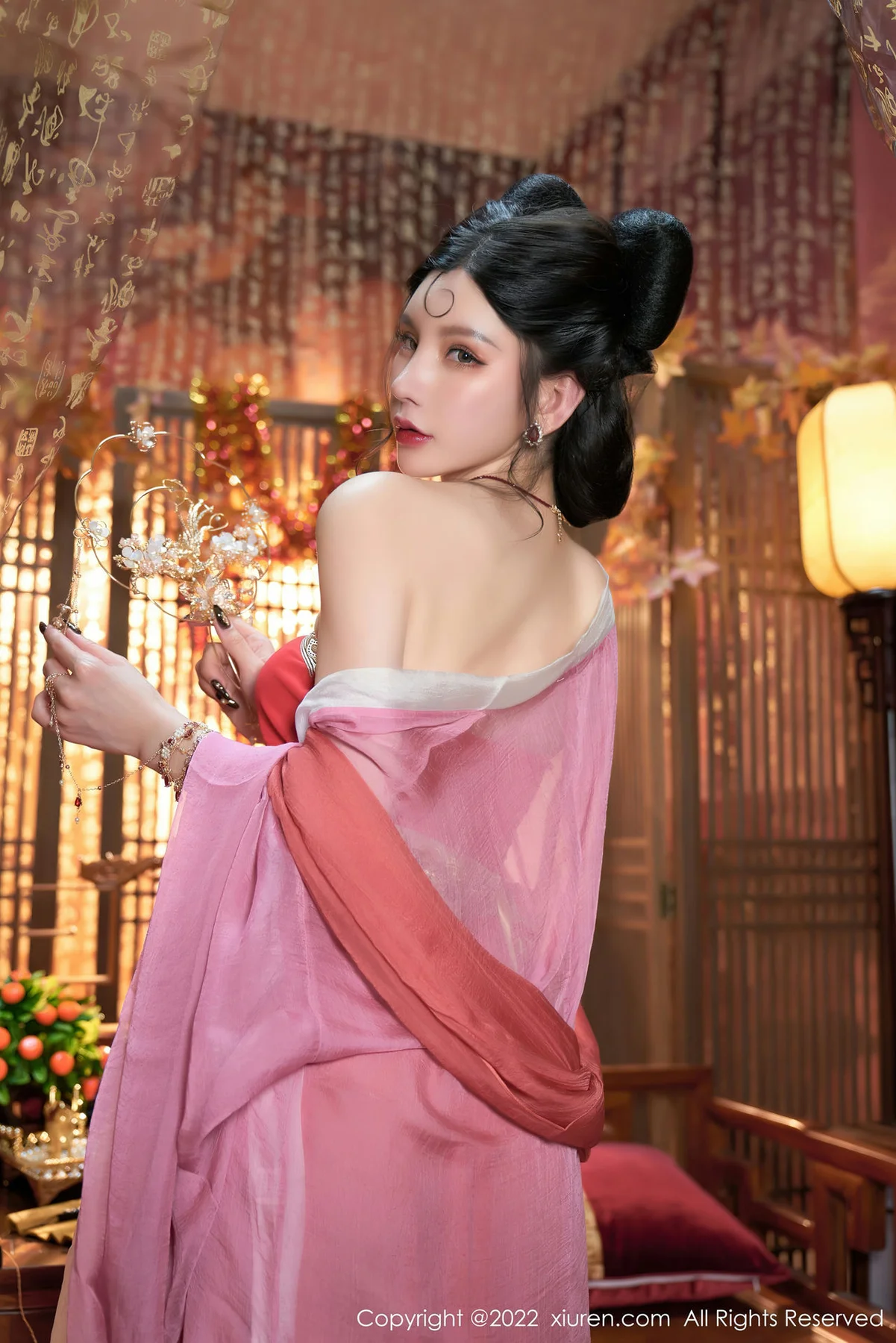 XiuRen 秀人 No.4575 古装服饰装扮 周于希Sally 三亚旅拍111 - 57