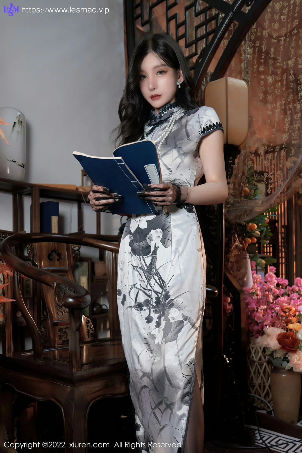 XiuRen 秀人 No.4608 亮丝旗袍 周于希Sally 三亚旅拍写真111 - 13