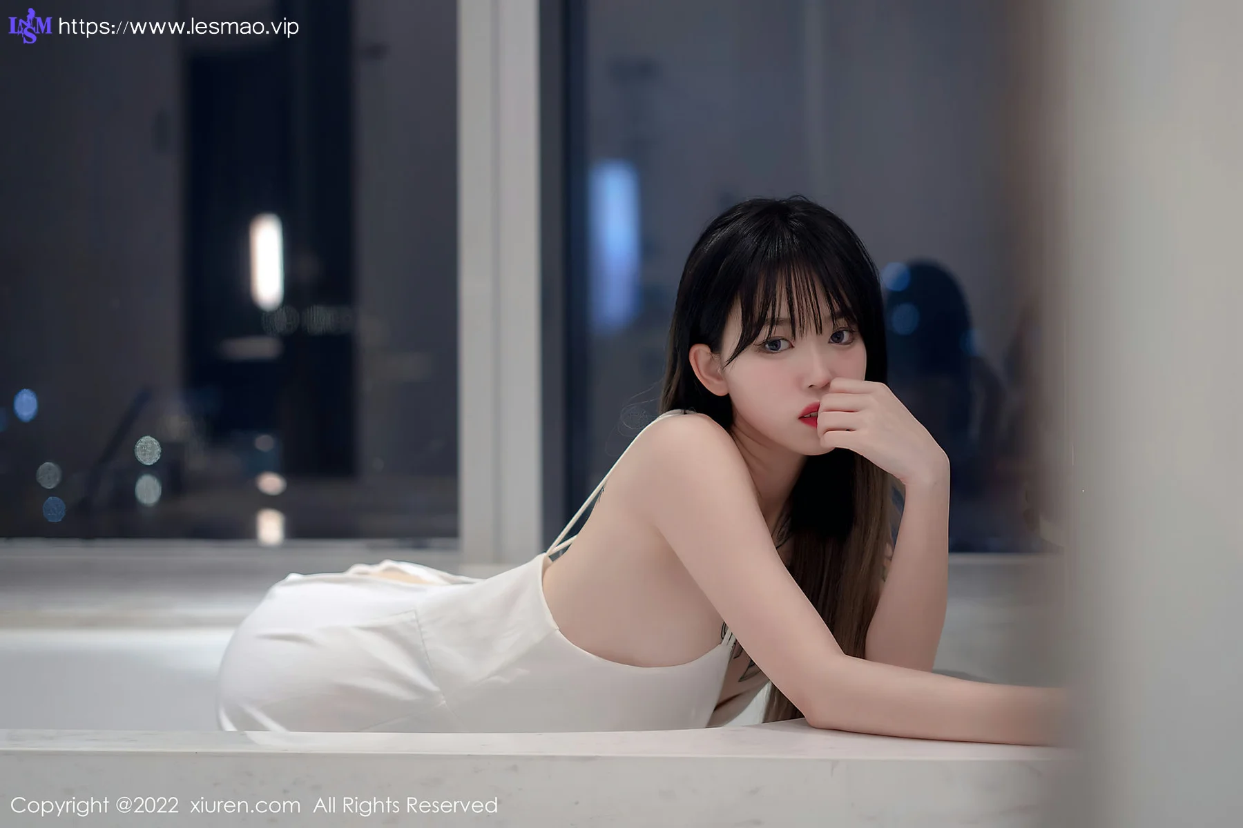 XiuRen 秀人 No.4611 轻透薄纱吊带 奶瓶. 性感写真3 - 15