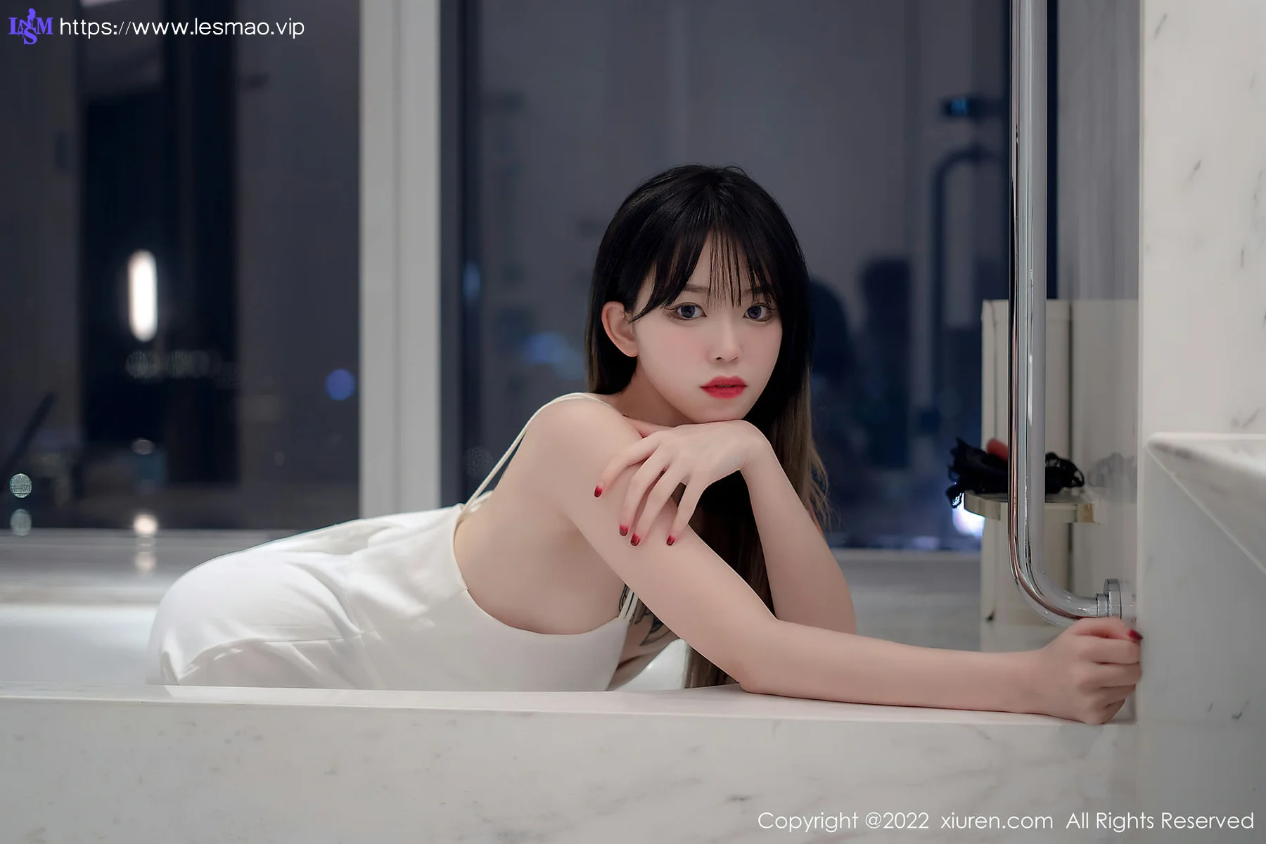 XiuRen 秀人 No.4611 轻透薄纱吊带 奶瓶. 性感写真3 - 16