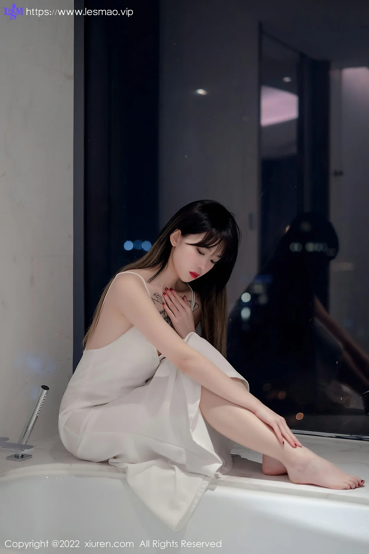 XiuRen 秀人 No.4611 轻透薄纱吊带 奶瓶. 性感写真3 - 17