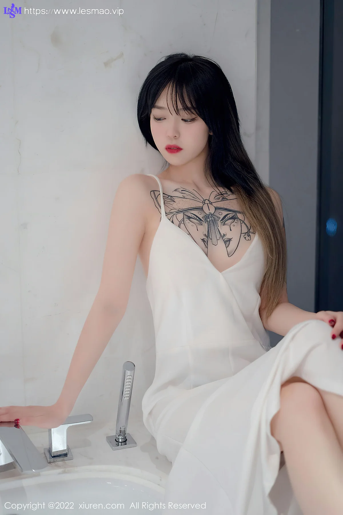 XiuRen 秀人 No.4611 轻透薄纱吊带 奶瓶. 性感写真3 - 21