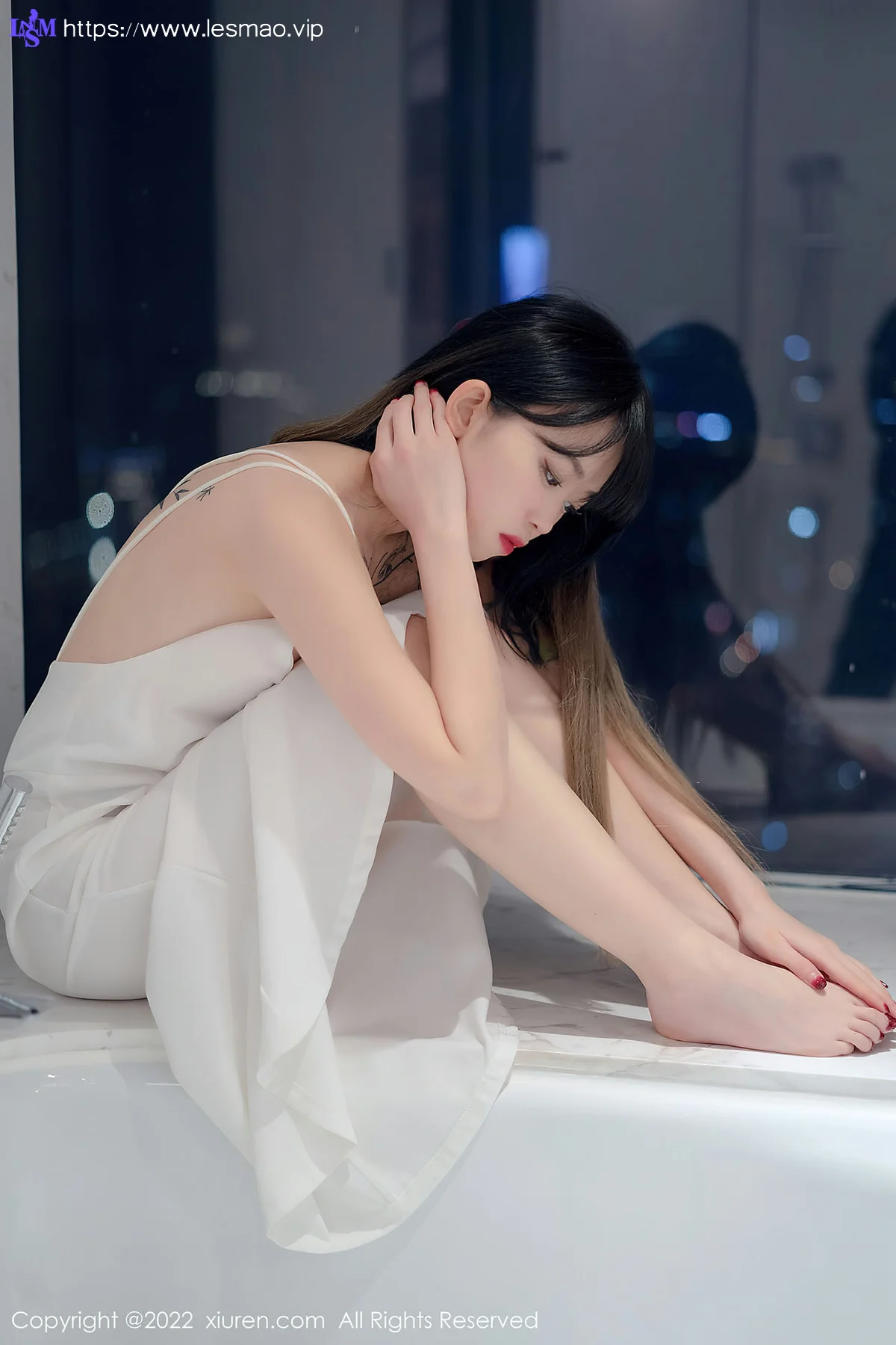 XiuRen 秀人 No.4611 轻透薄纱吊带 奶瓶. 性感写真3 - 22