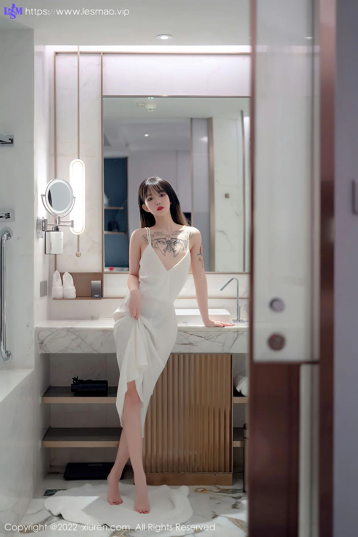 XiuRen 秀人 No.4611 轻透薄纱吊带 奶瓶. 性感写真3 - 29