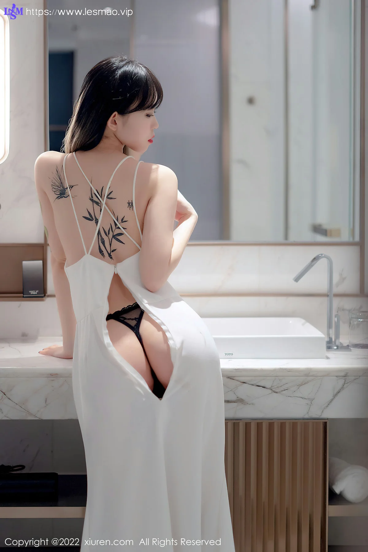 XiuRen 秀人 No.4611 轻透薄纱吊带 奶瓶. 性感写真3 - 40