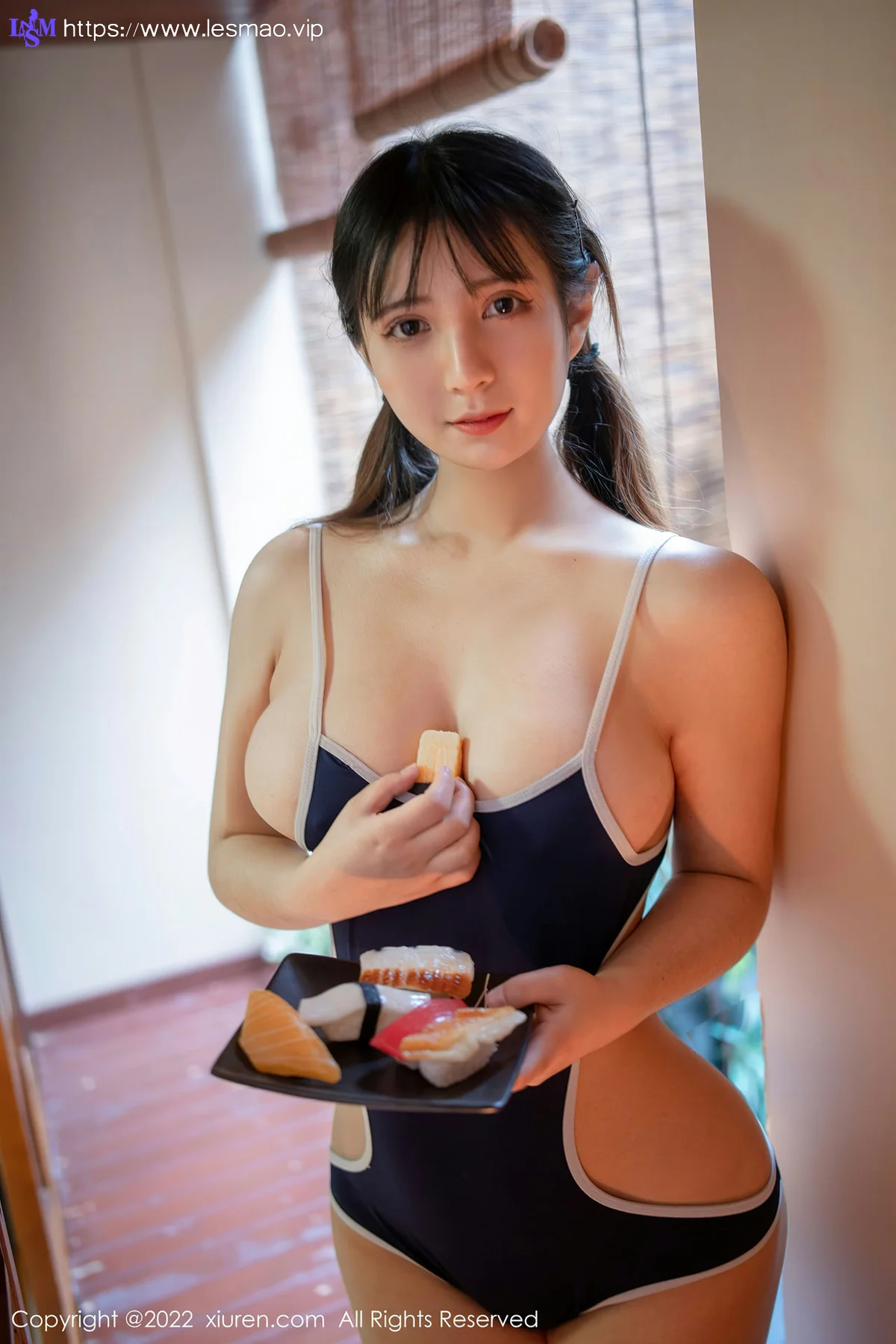 XiuRen 秀人 No.4624 日系居酒屋第一弹 久久Aimee 性感写真1 - 44