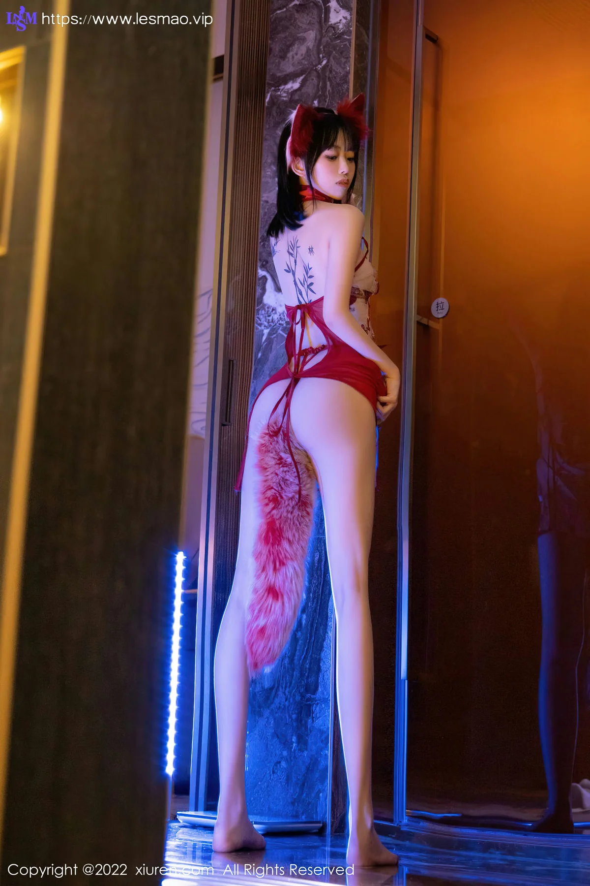 XiuRen 秀人 No.4634 红色轻透服饰 奶瓶. 性感写真1 - 35