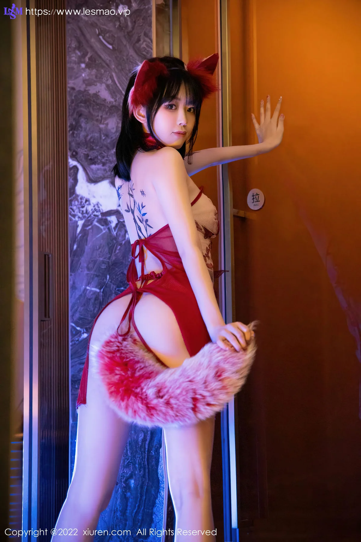 XiuRen 秀人 No.4634 红色轻透服饰 奶瓶. 性感写真1 - 37
