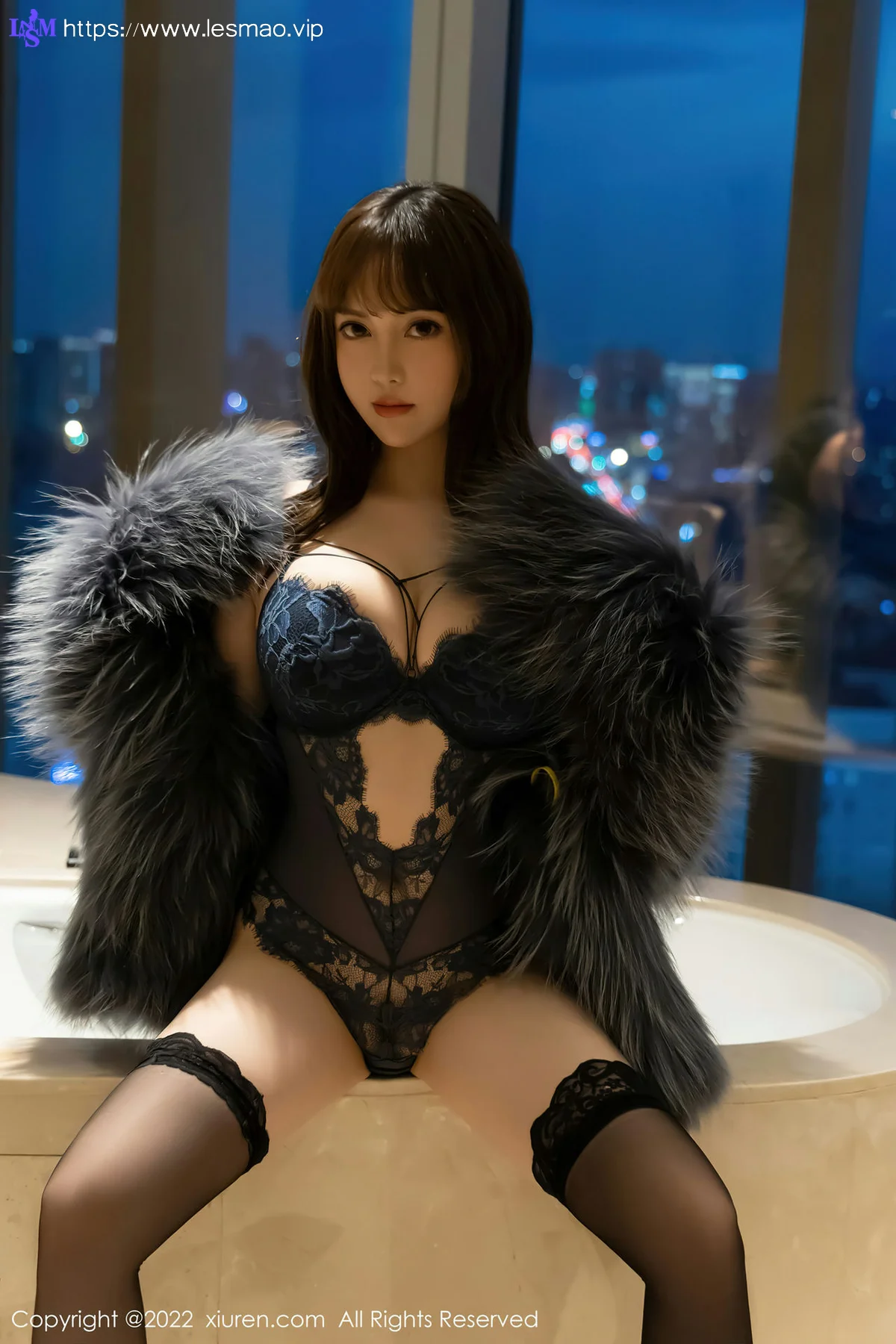 XiuRen 秀人 No.4644 诱人黑丝 豆瓣酱 性感写真1 - 15