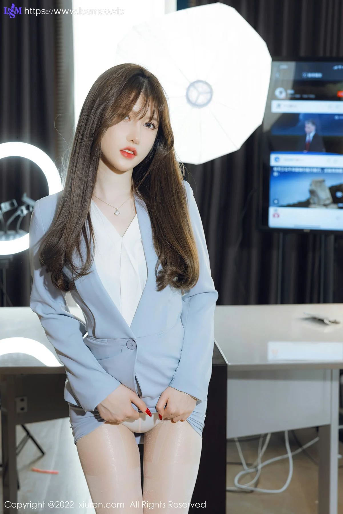 XiuRen 秀人 No.4658 魅惑白色丝袜 美桃酱 性感写真 - 21