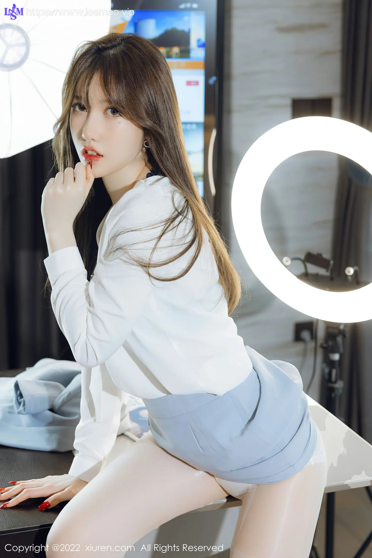 XiuRen 秀人 No.4658 魅惑白色丝袜 美桃酱 性感写真 - 34
