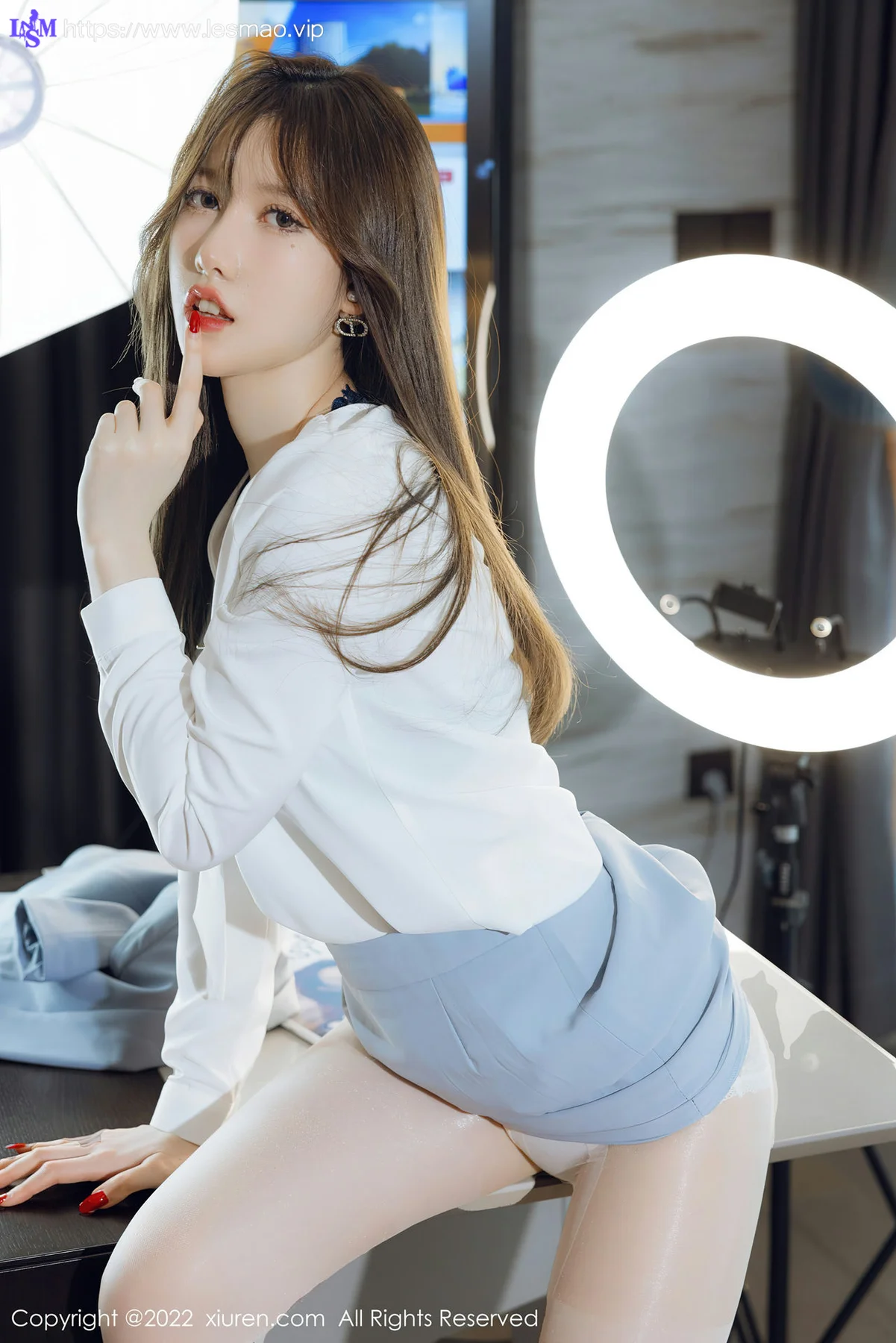 XiuRen 秀人 No.4658 魅惑白色丝袜 美桃酱 性感写真 - 35