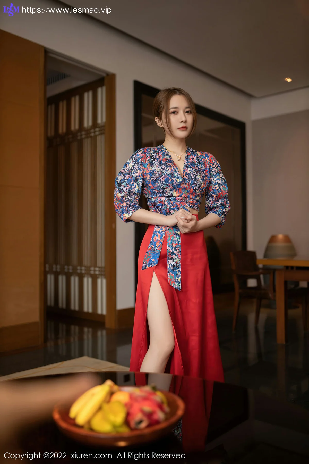 XiuRen 秀人 No.4674 蓝色花纹 鱼子酱Fish 三亚旅拍11 - 16