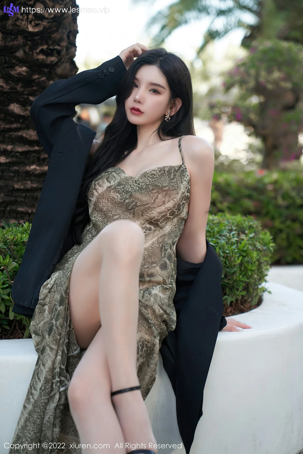 XiuRen 秀人 No.4676 诱人原色丝袜 周于希Sally 三亚旅拍写真111 - 14
