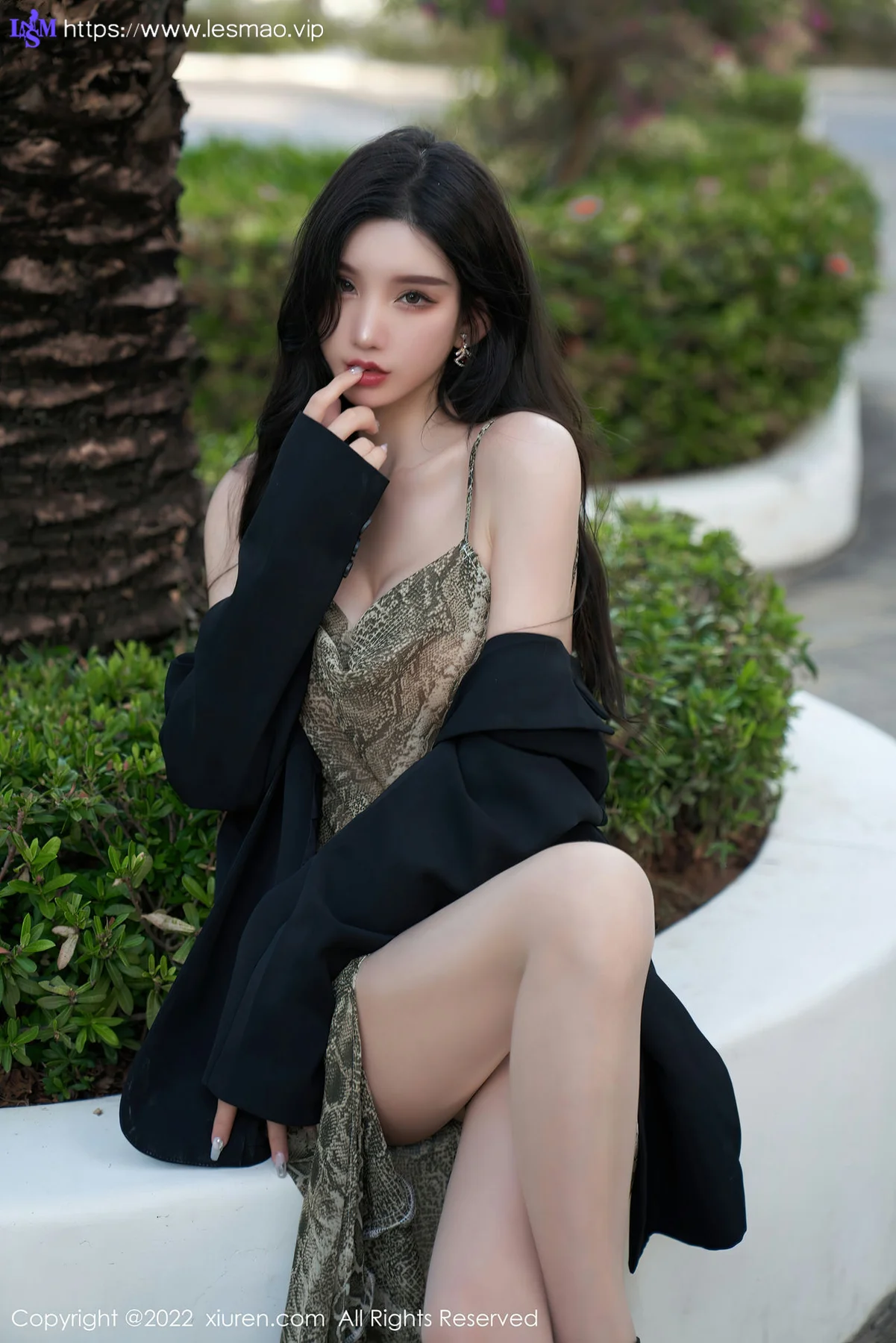 XiuRen 秀人 No.4676 诱人原色丝袜 周于希Sally 三亚旅拍写真111 - 15
