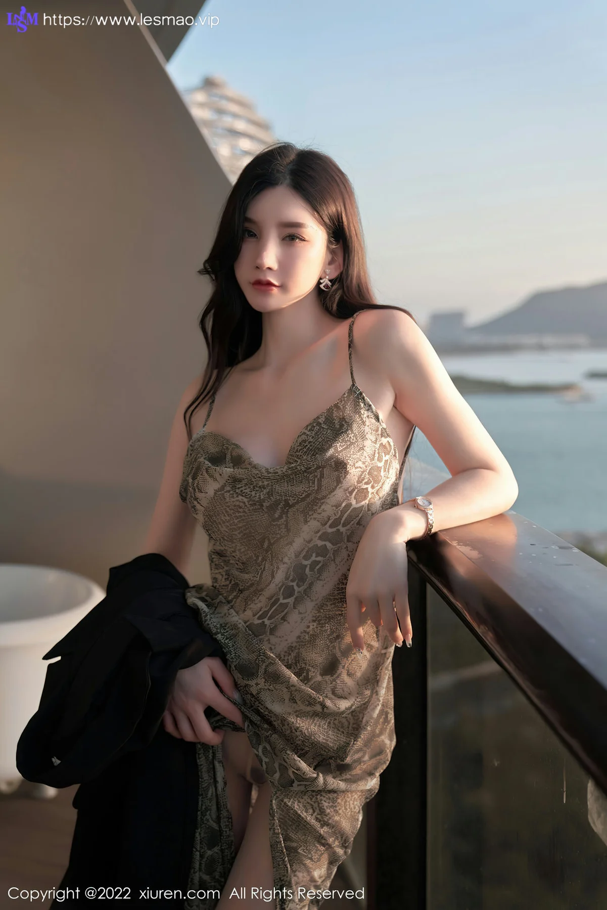 XiuRen 秀人 No.4676 诱人原色丝袜 周于希Sally 三亚旅拍写真111 - 18