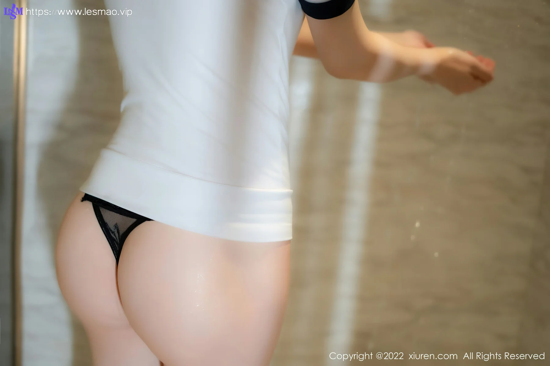 XiuRen 秀人 No.4684 白色收身上衣 杨倩倩 首套写真 - 21
