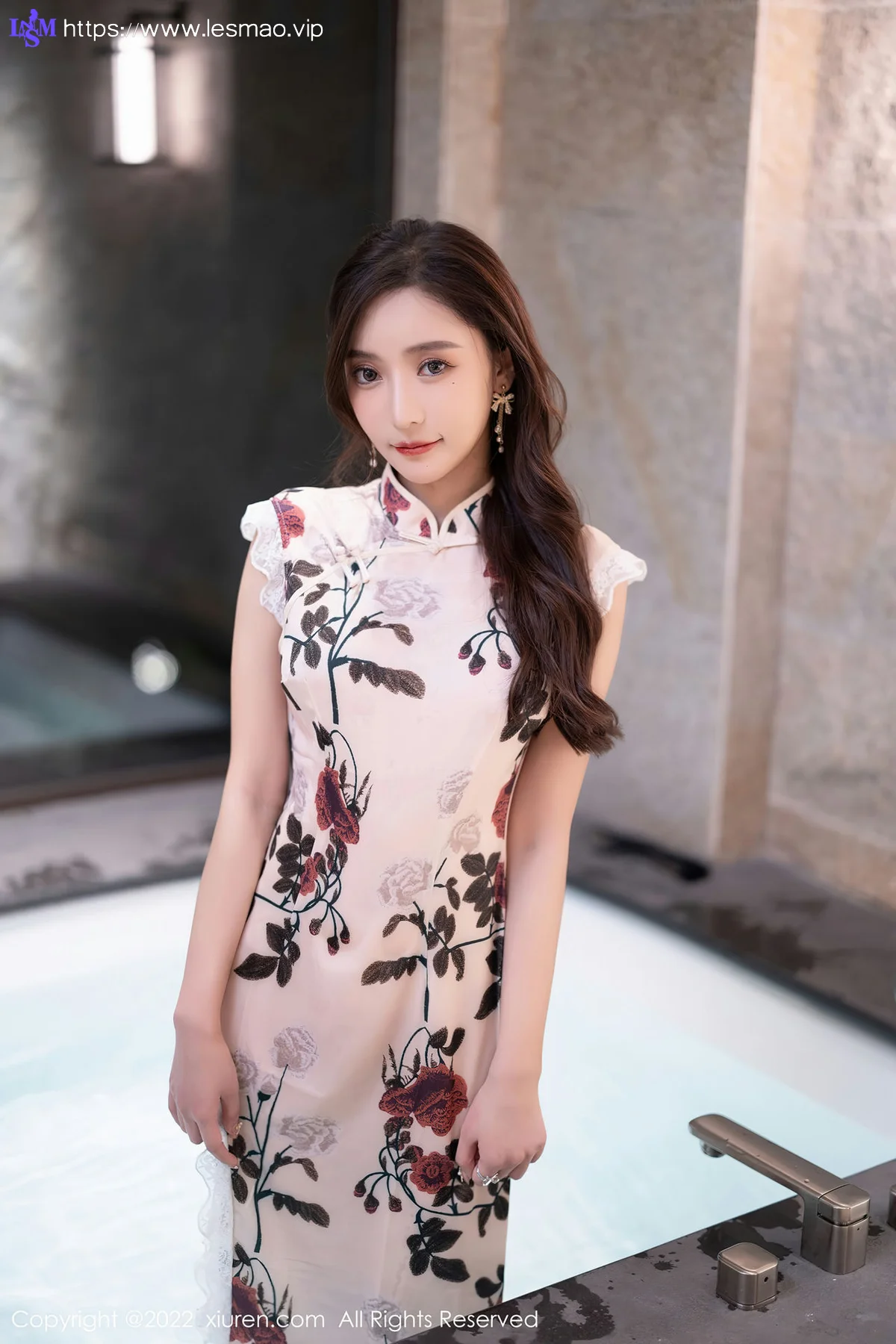 XiuRen 秀人 No.4688 花纹旗袍 王馨瑶yanni 性感写真1 - 62